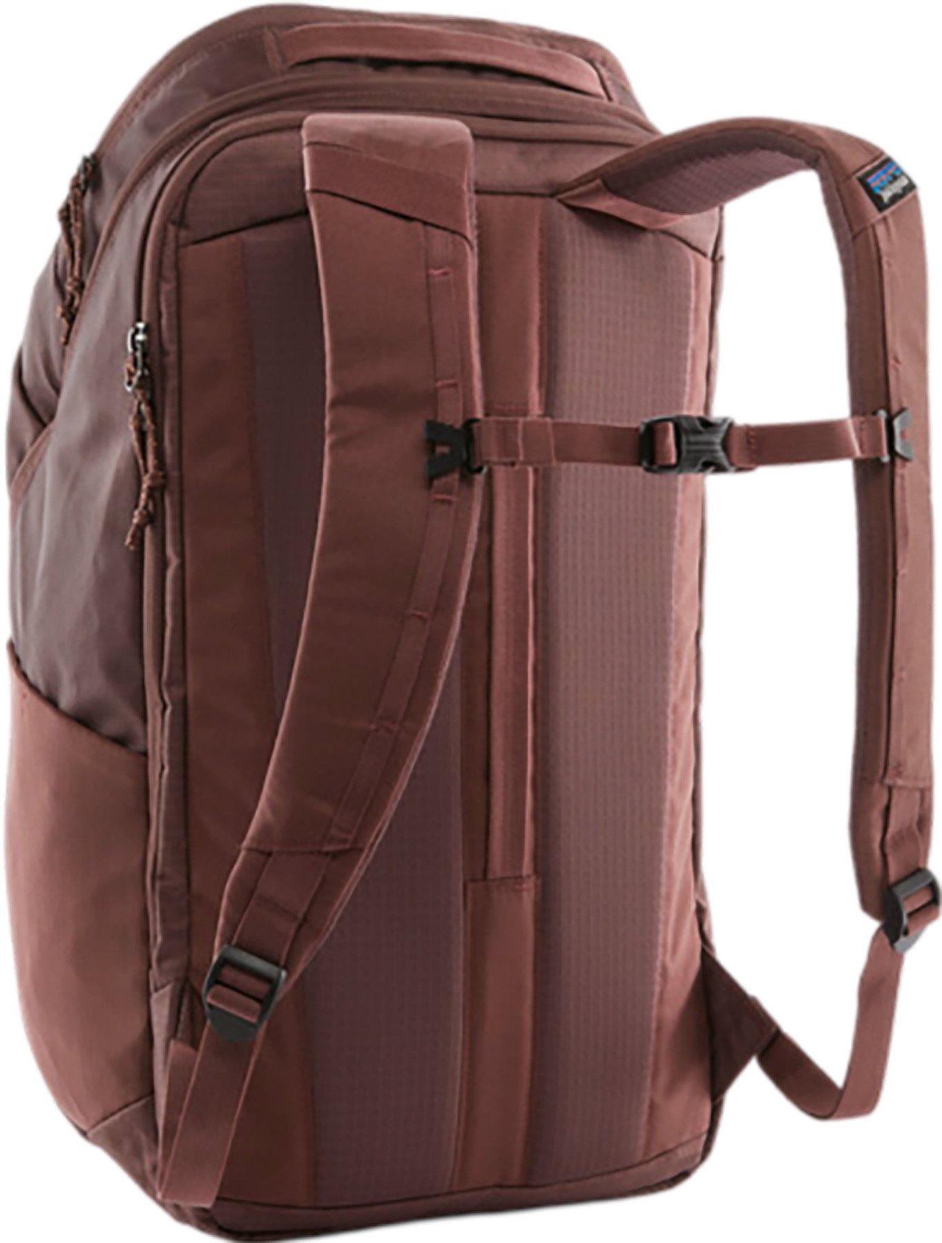 Product gallery image number 2 for product Black Hole Daypack 32L