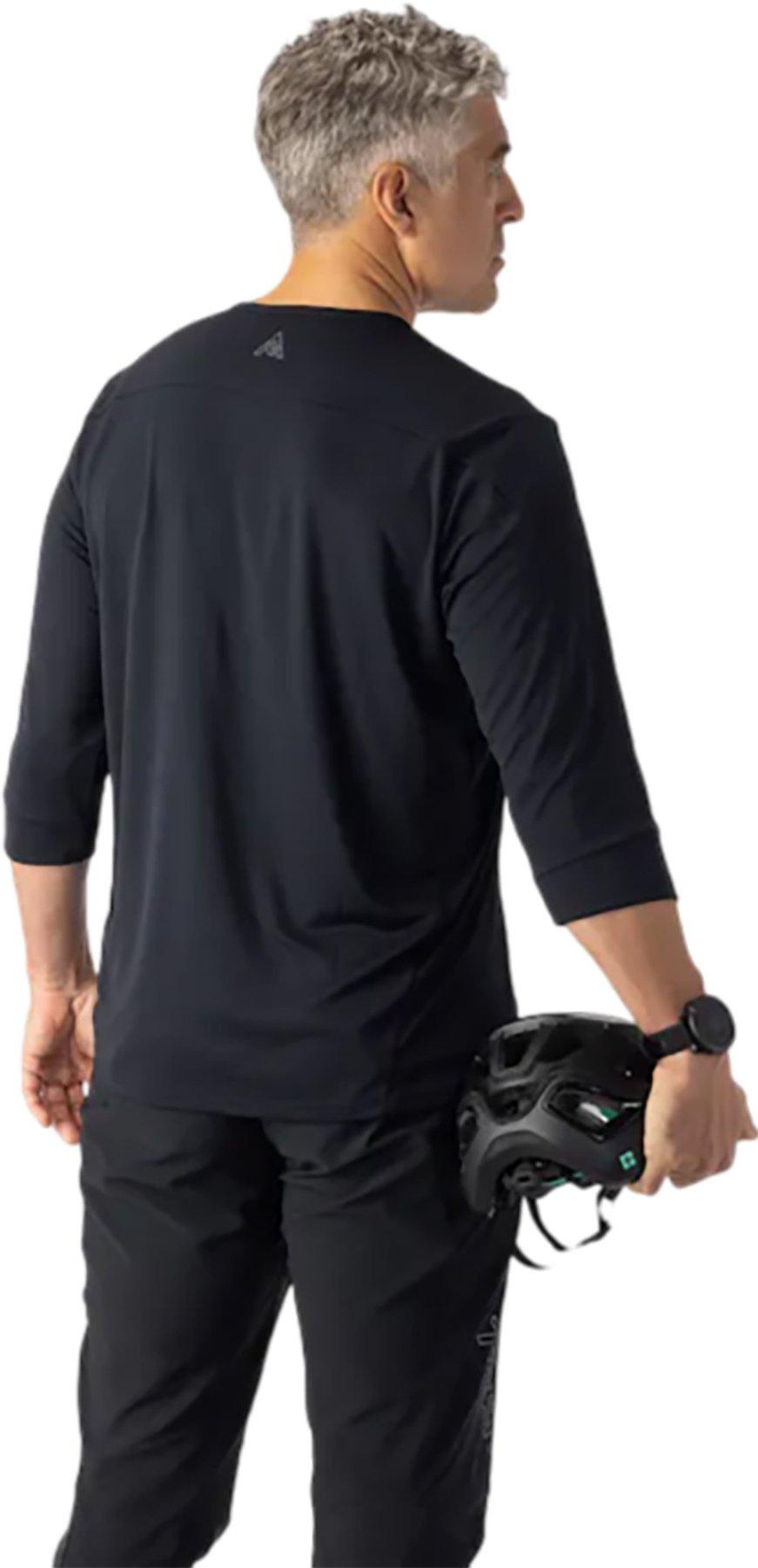 Product gallery image number 3 for product Roam 3/4 Sleeve Technical Trail T-Shirt - Men's