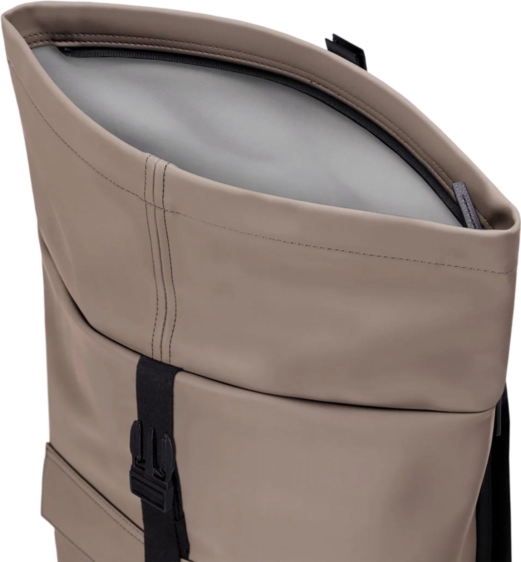 Numéro de l'image de la galerie de produits 5 pour le produit Sac à dos Jannik Medium Lotus Infinity Series 20L