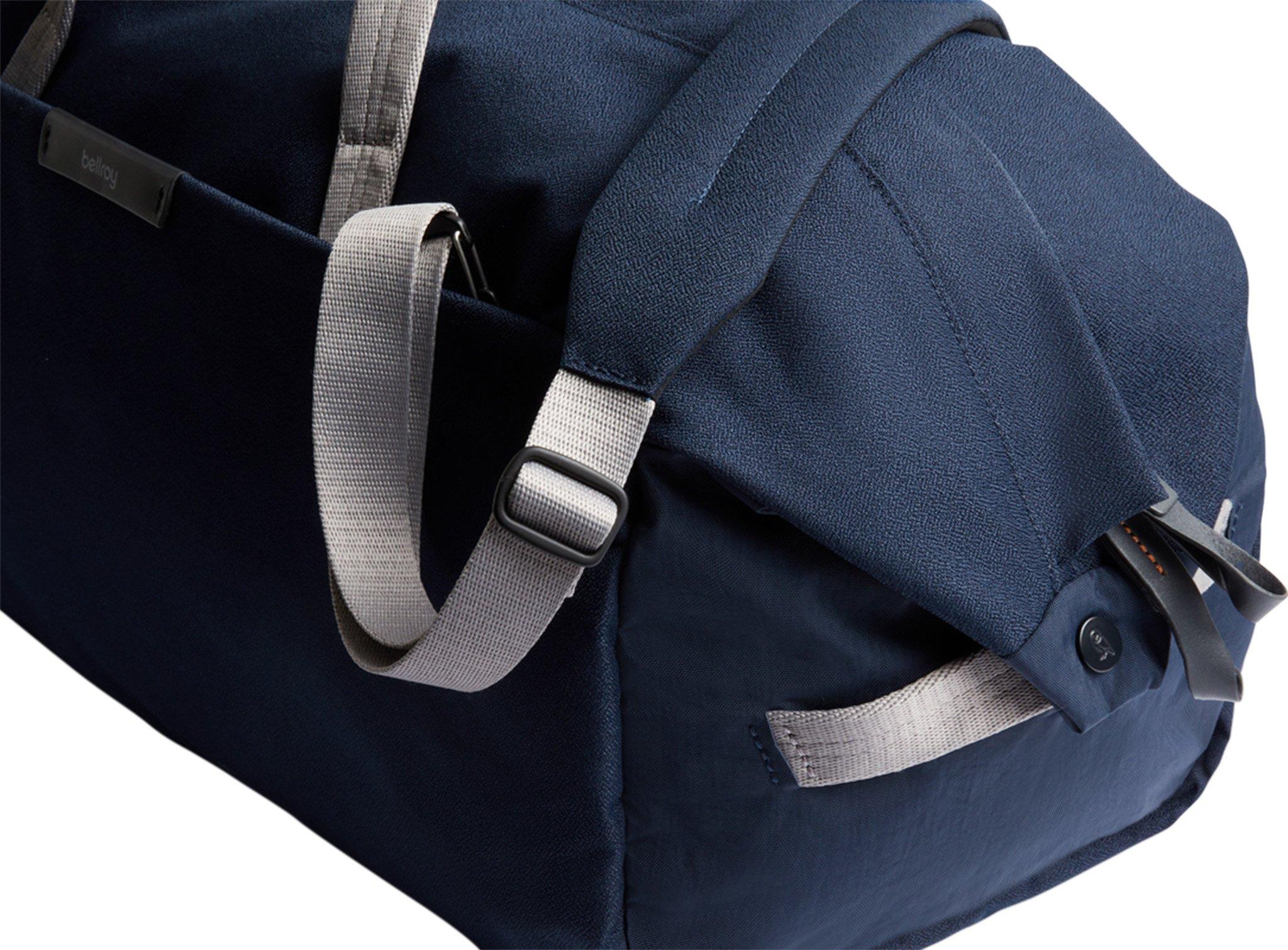 Product gallery image number 4 for product Classic Weekender Bag 35L