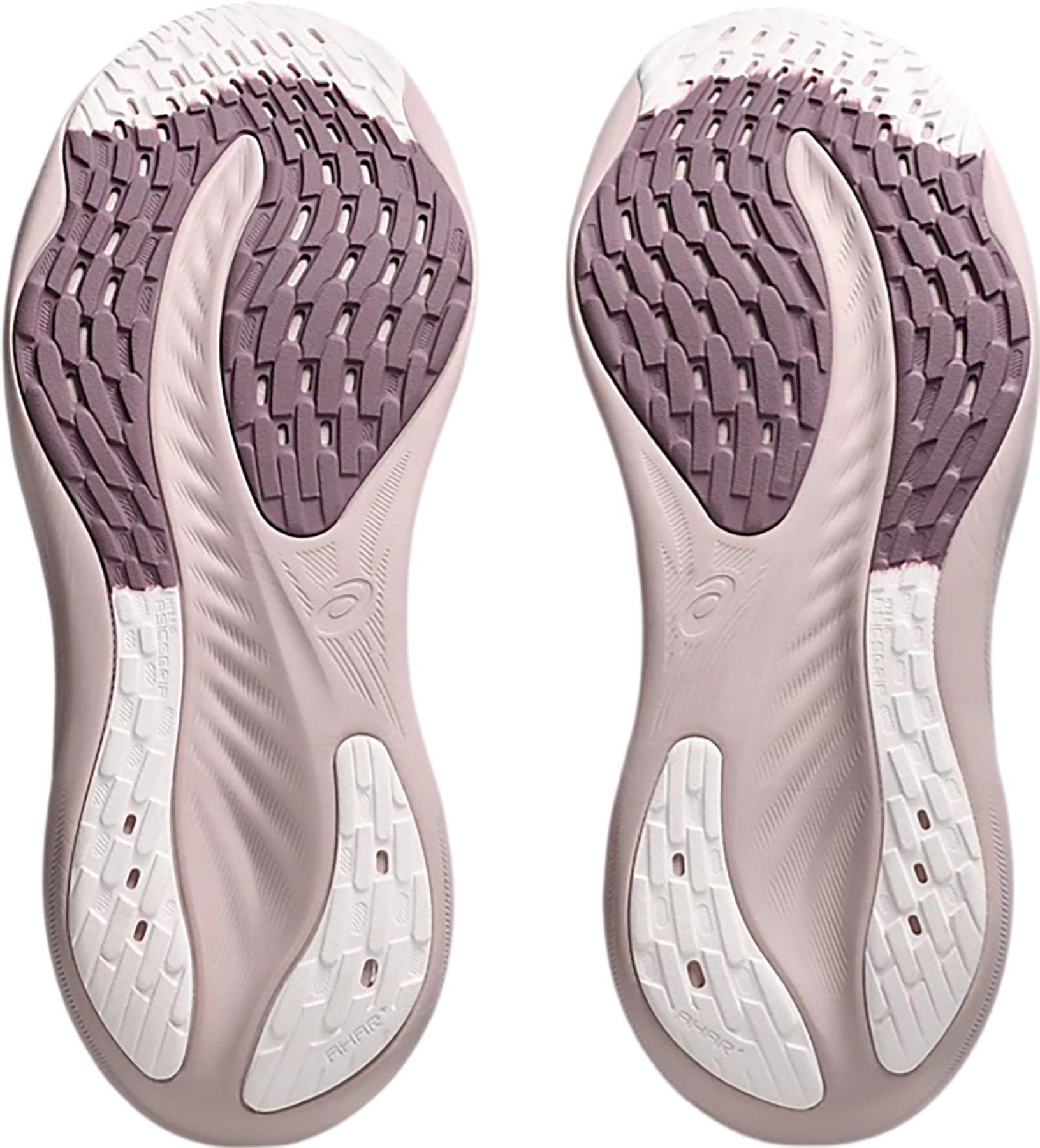 Numéro de l'image de la galerie de produits 6 pour le produit Souliers de course Gel-Nimbus 26 - Femme