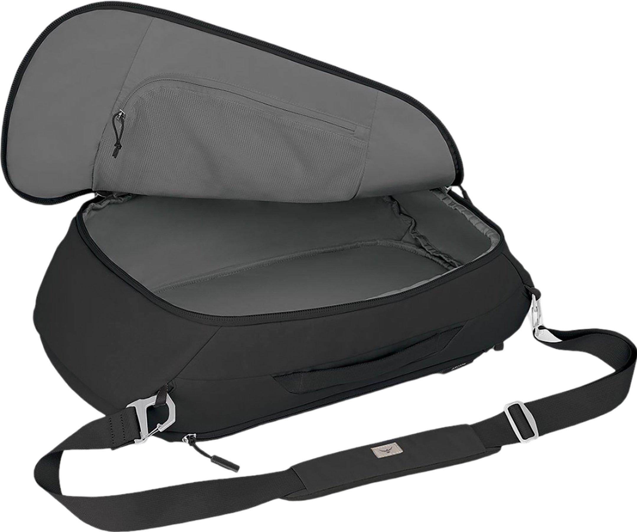 Product gallery image number 3 for product Arcane Duffel 30L