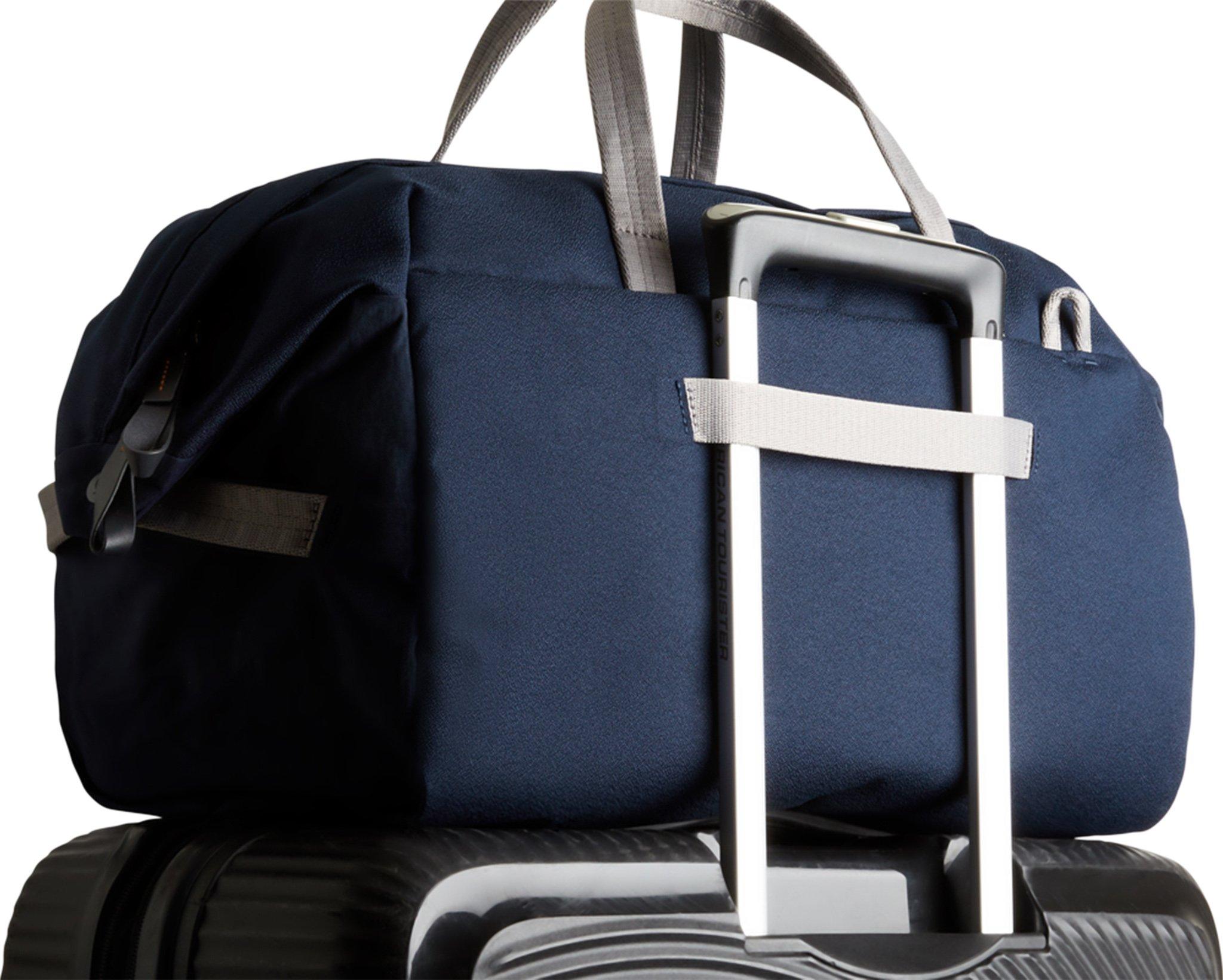 Product gallery image number 7 for product Classic Weekender Bag 35L