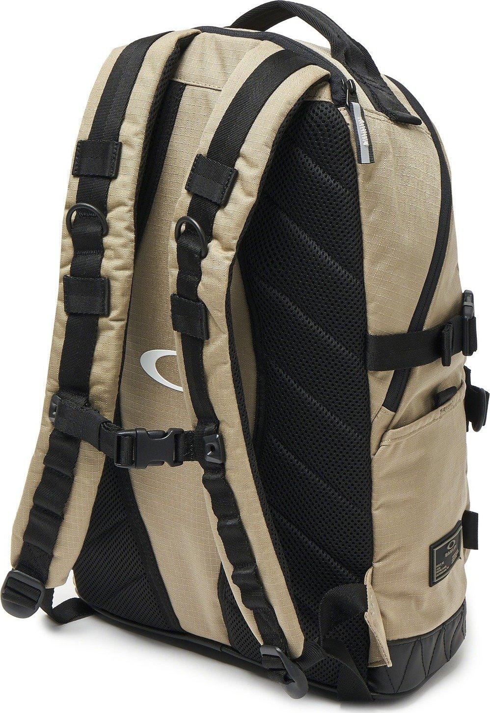 Product gallery image number 2 for product Utility 20L Backpack