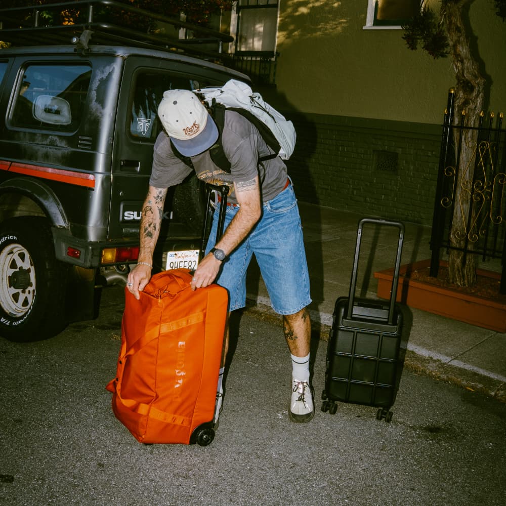 ALS_Image_ShoppingBanner_Suitcases_Mobile