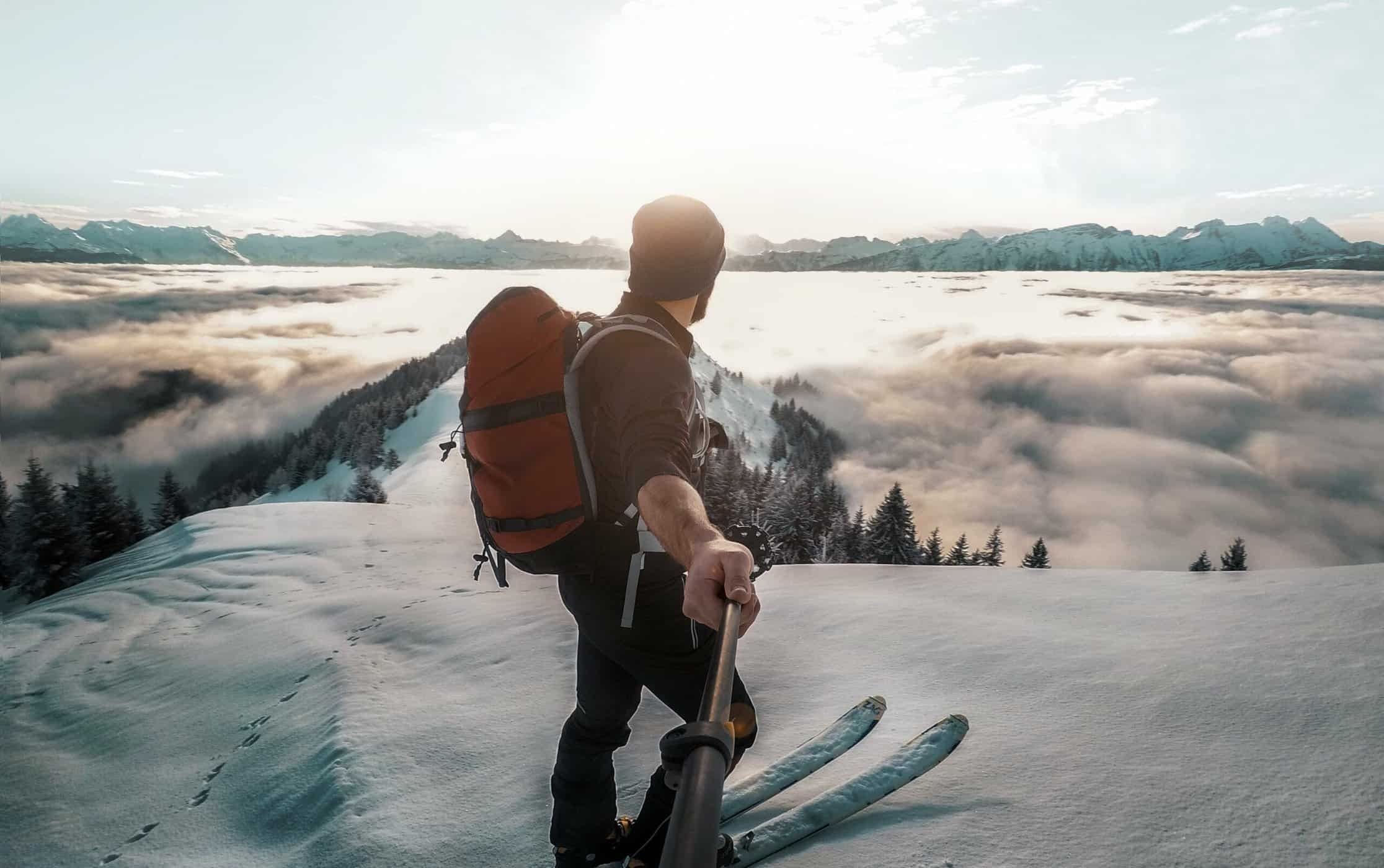 25 essentiels à apporter en randonnée Alpine