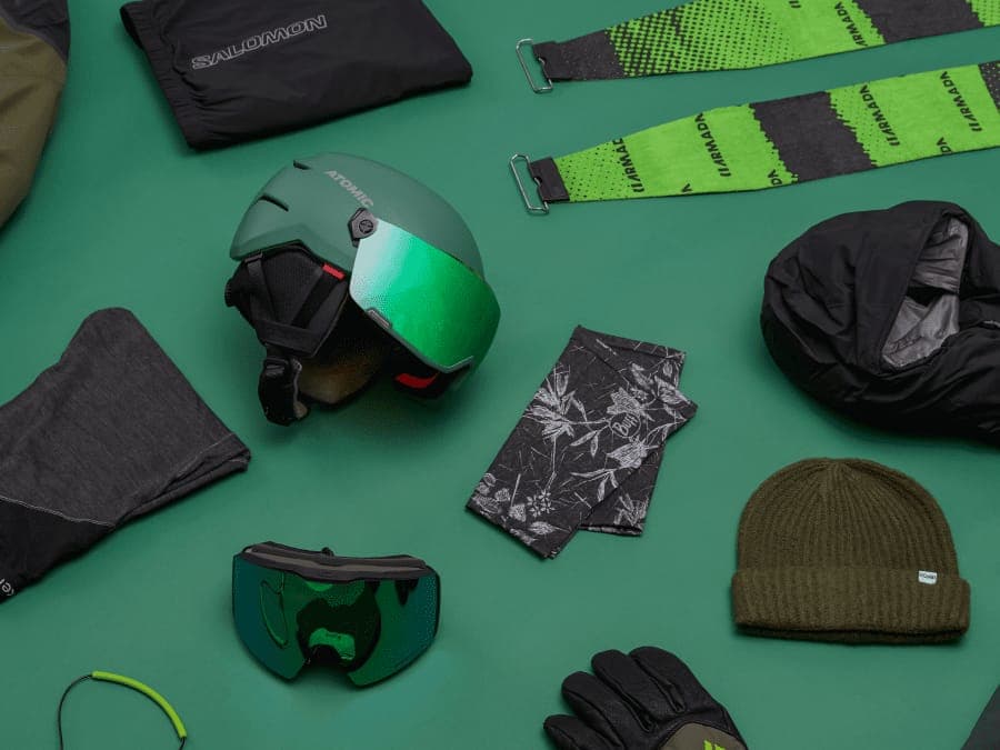 Best Gifts for Ski Bums & Snowboarders