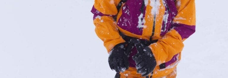 best-ski-gloves-mitts01-min-768x263.jpg