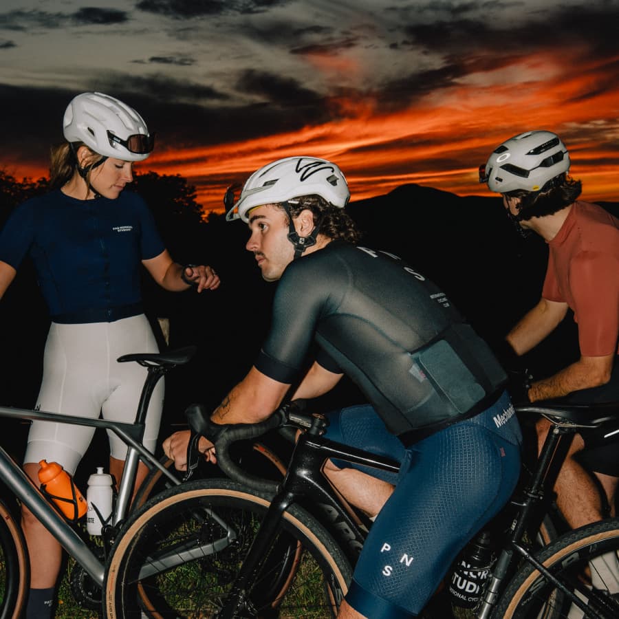 ALS_Image_TrendingBloc_CyclingHelmets_Mobile