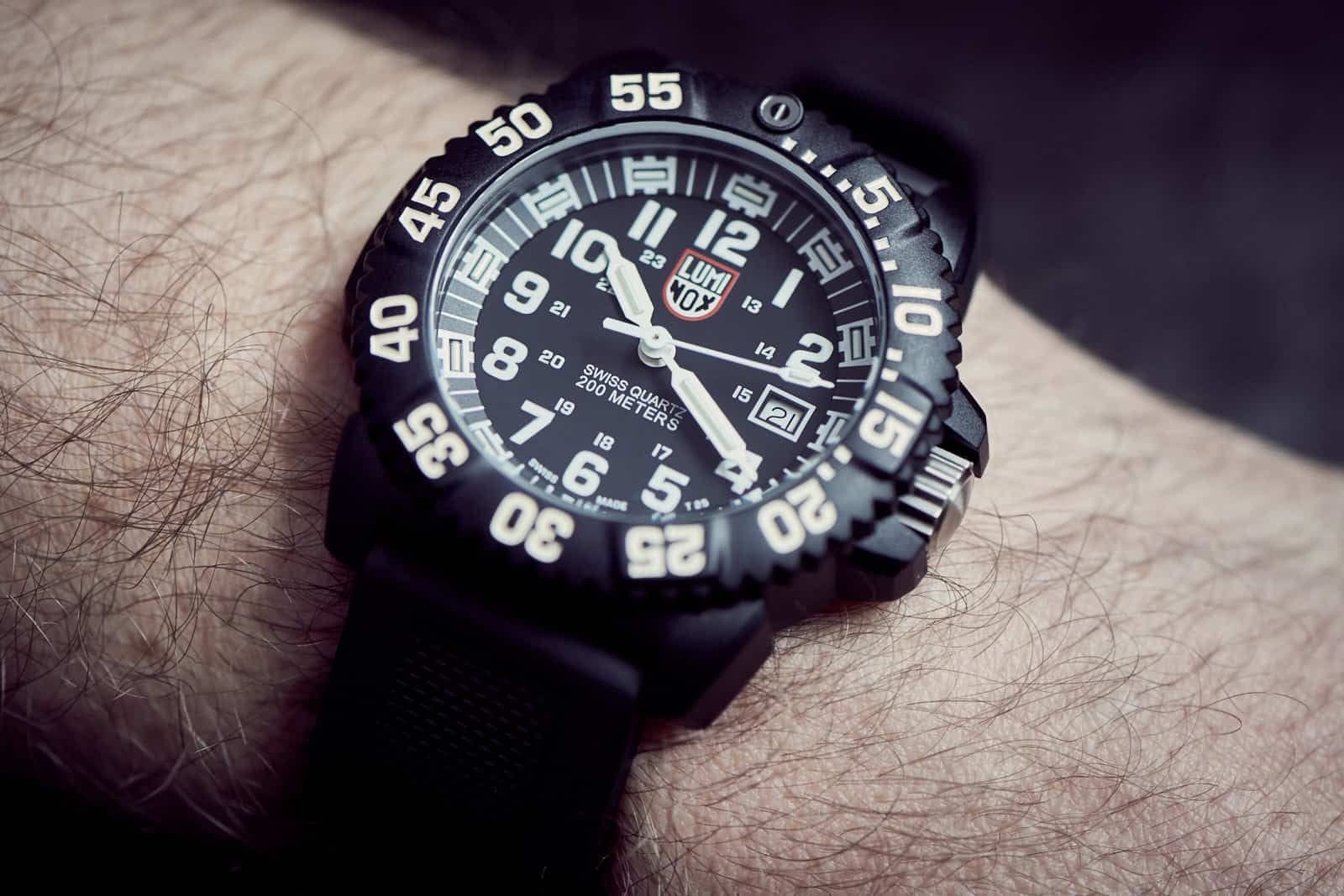 Luminox Navy Seal Colormark 3050 Series Watch Review