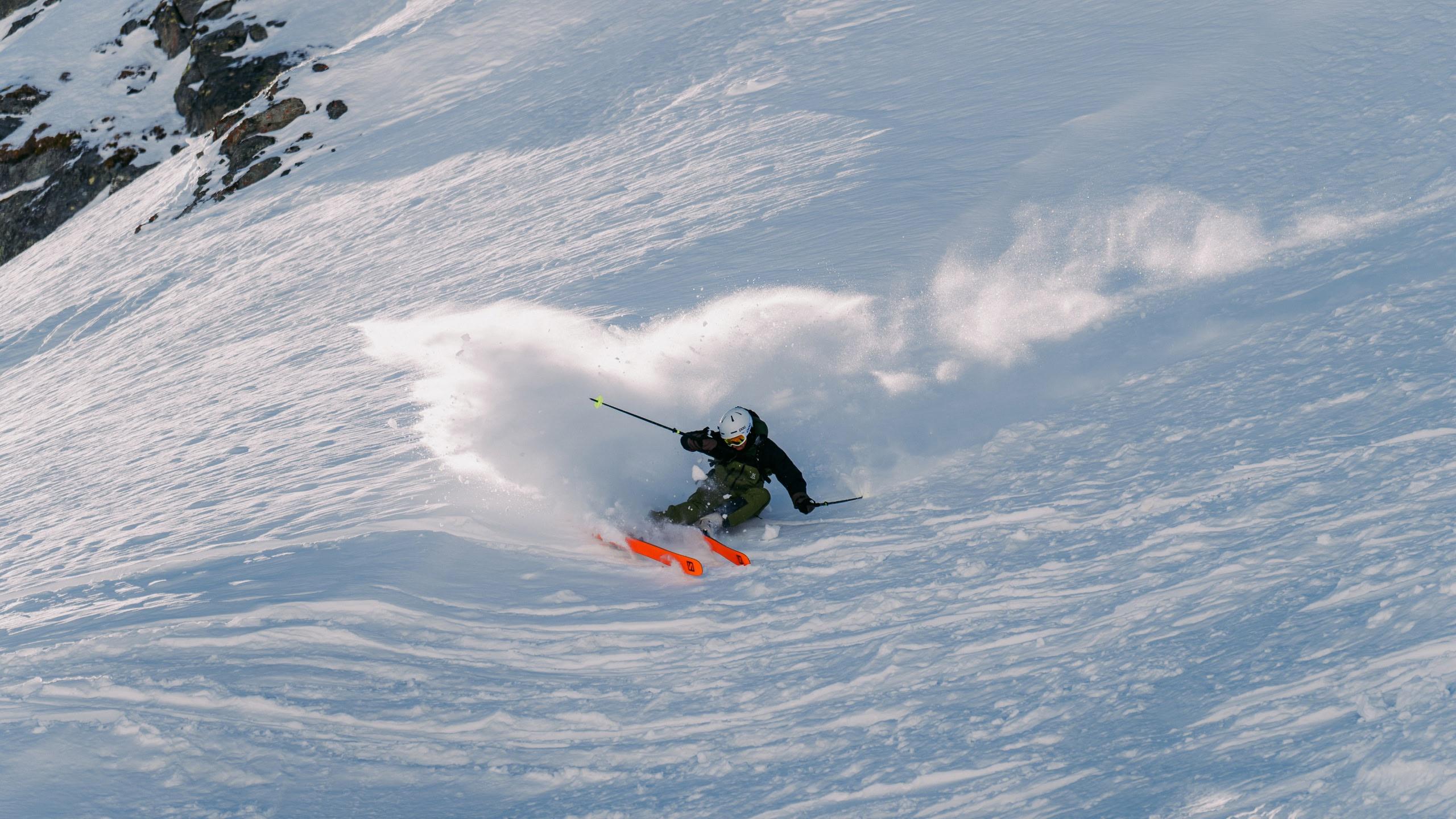 ALS_HP_Image_HeroBanner_SkiingSnowboarding_Mobile