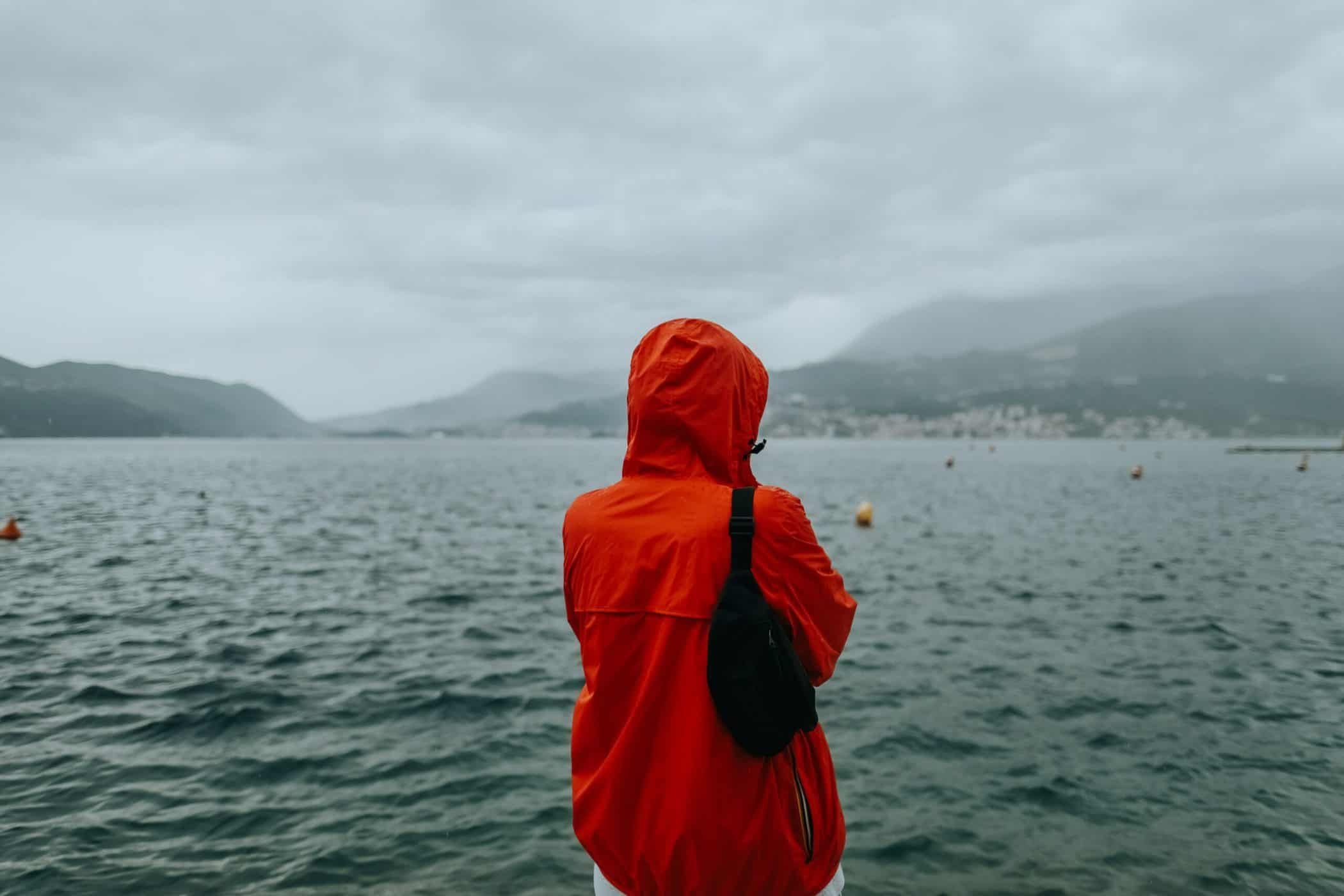 Les meilleures alternatives aux manteaux imperméables d’Arc’teryx