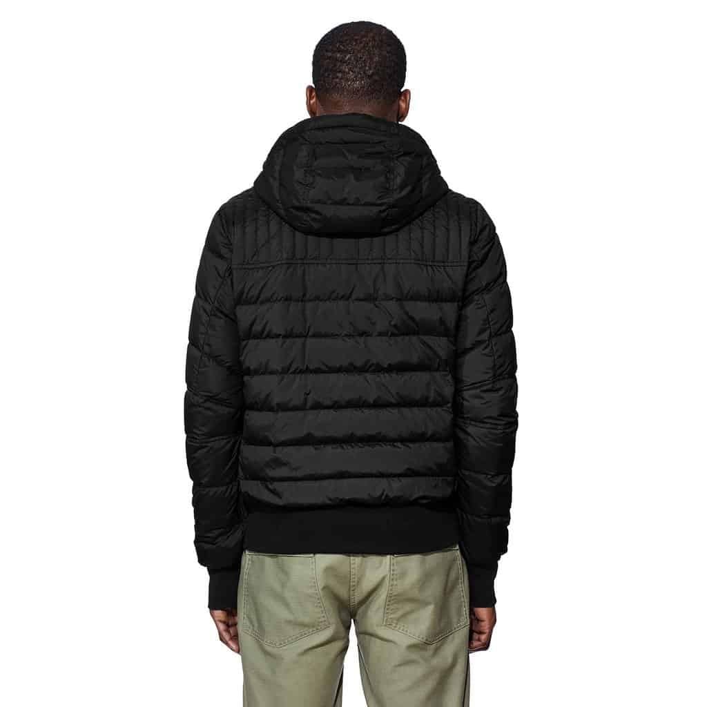 CGO-2203M_7E_7Emanback_1024x1024.jpg