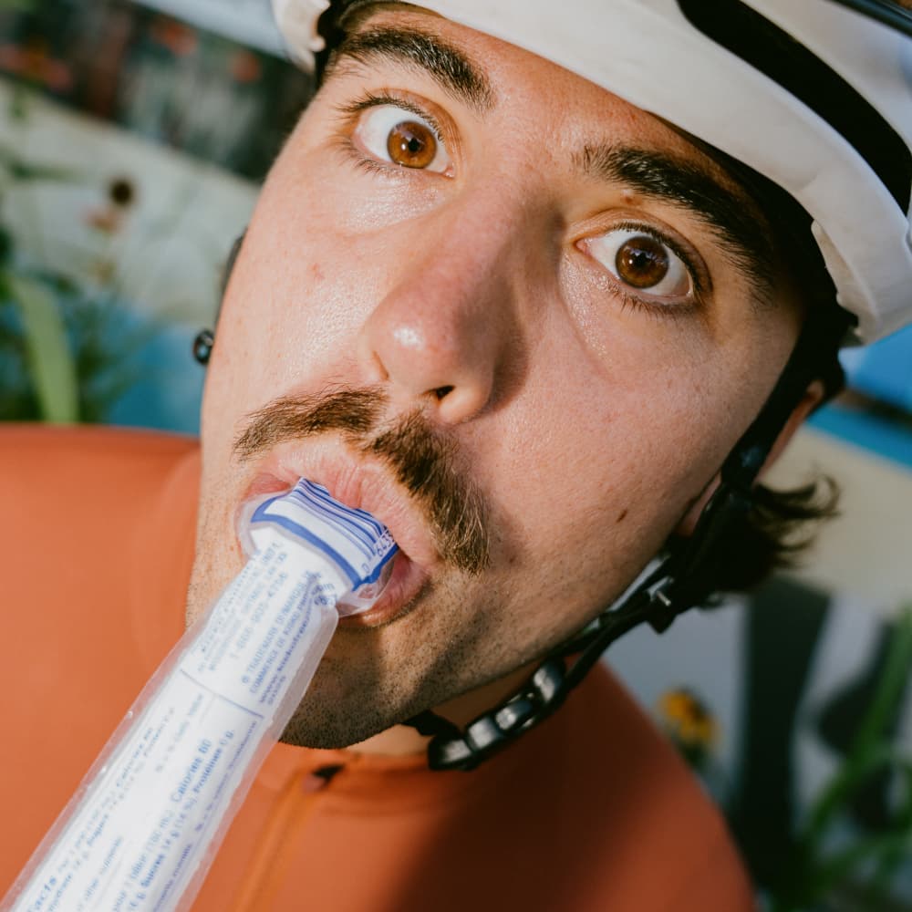 ALS_ContentCard_Cycling_Hub_Image_Helmet_Mobile