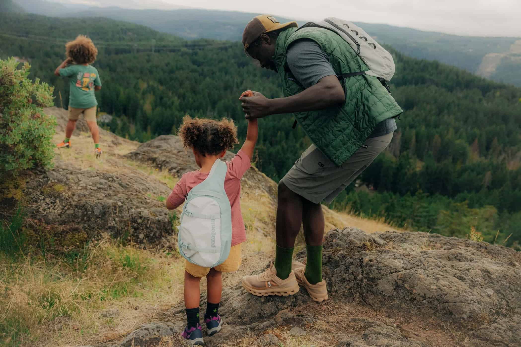 8 Tips for Hiking with Children