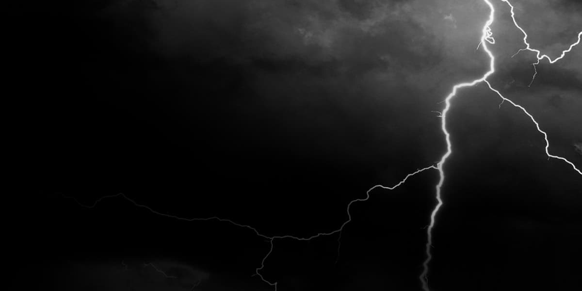 TLH_Img_Homepage_Flash_Teaser_Black
