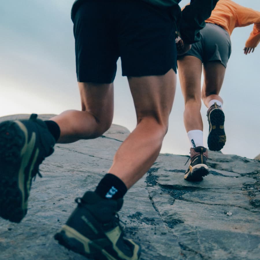 ALS_Image_TrendingBlock_HikingFootwear_Mobile