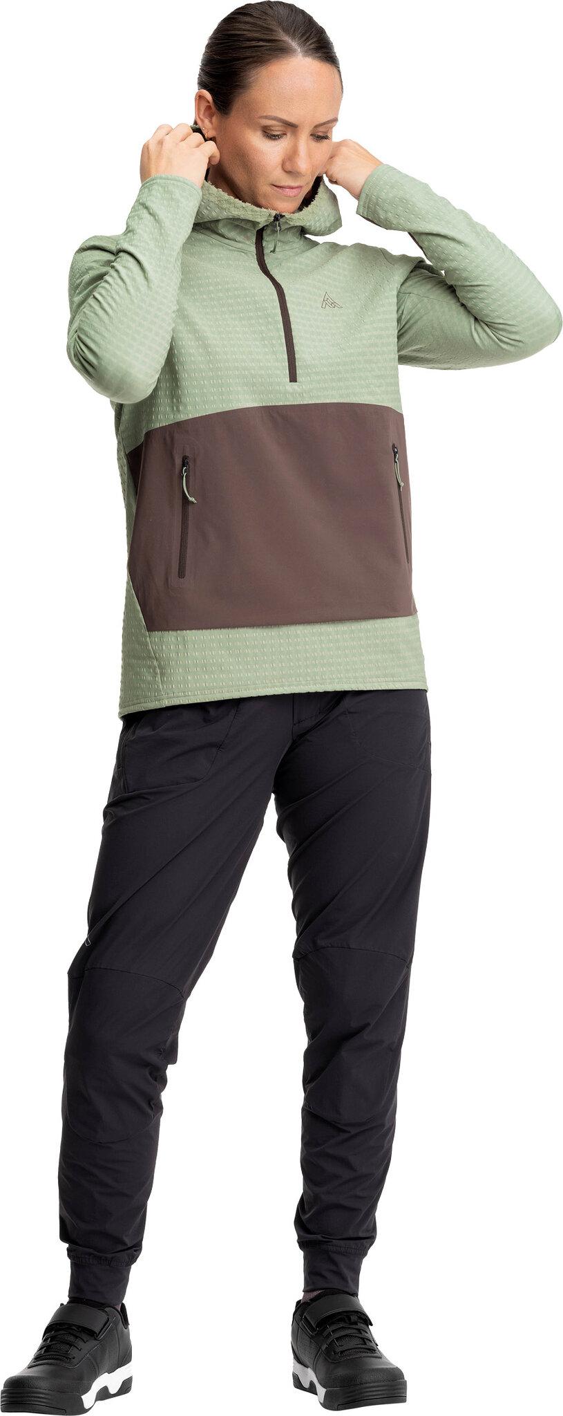 Product gallery image number 1 for product Chilco Anorak - Women's