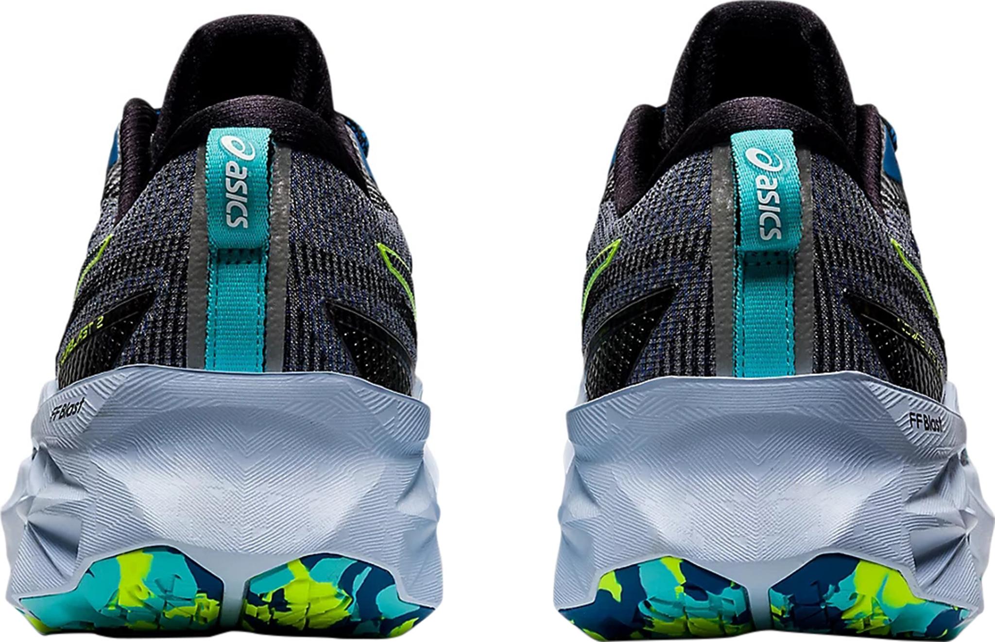 Product gallery image number 5 for product Novablast 2 LE Running Shoes - Men's