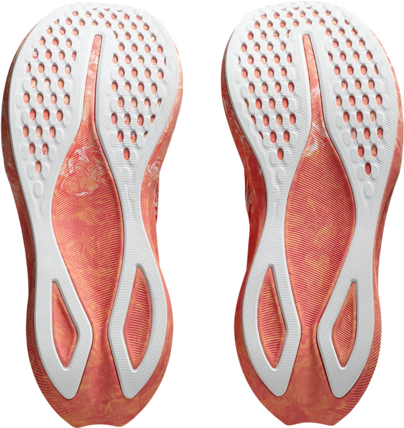 Product gallery image number 3 for product Noosa Tri 16 Running Shoes - Women's
