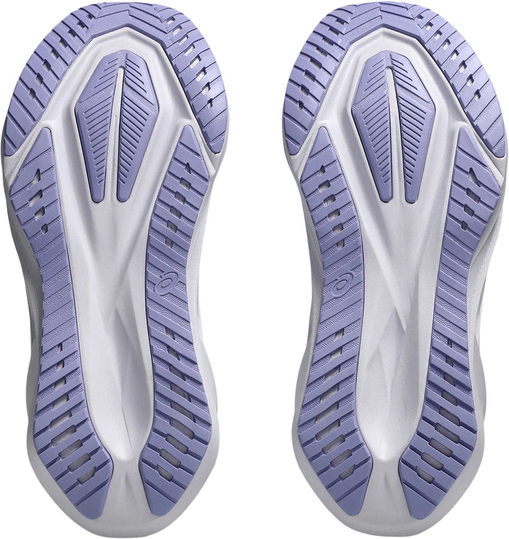 Product gallery image number 3 for product Novablast 5 Running Shoes [Wide] - Women's