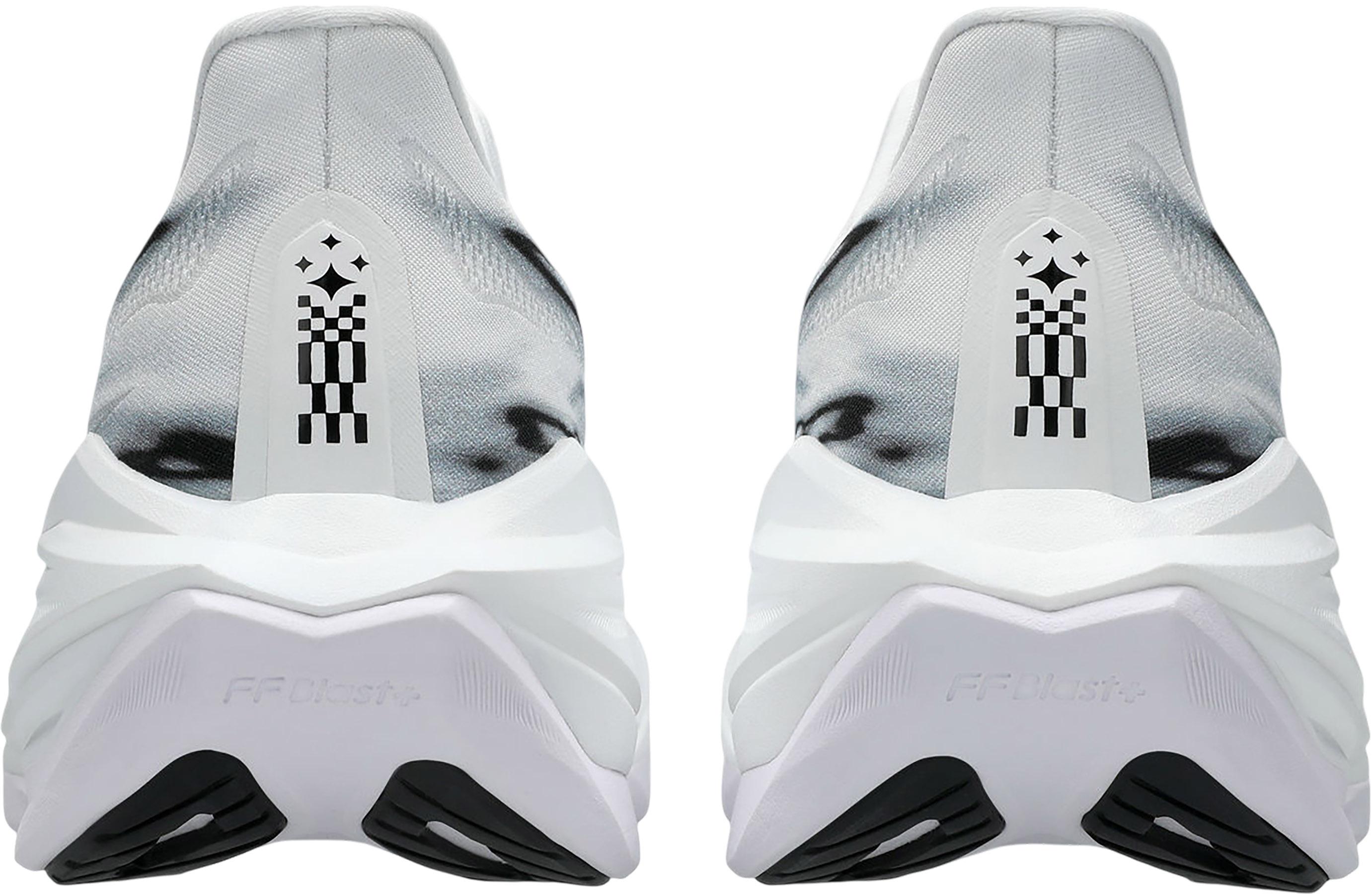 Product gallery image number 2 for product Superblast 3 Running Shoes - Unisex