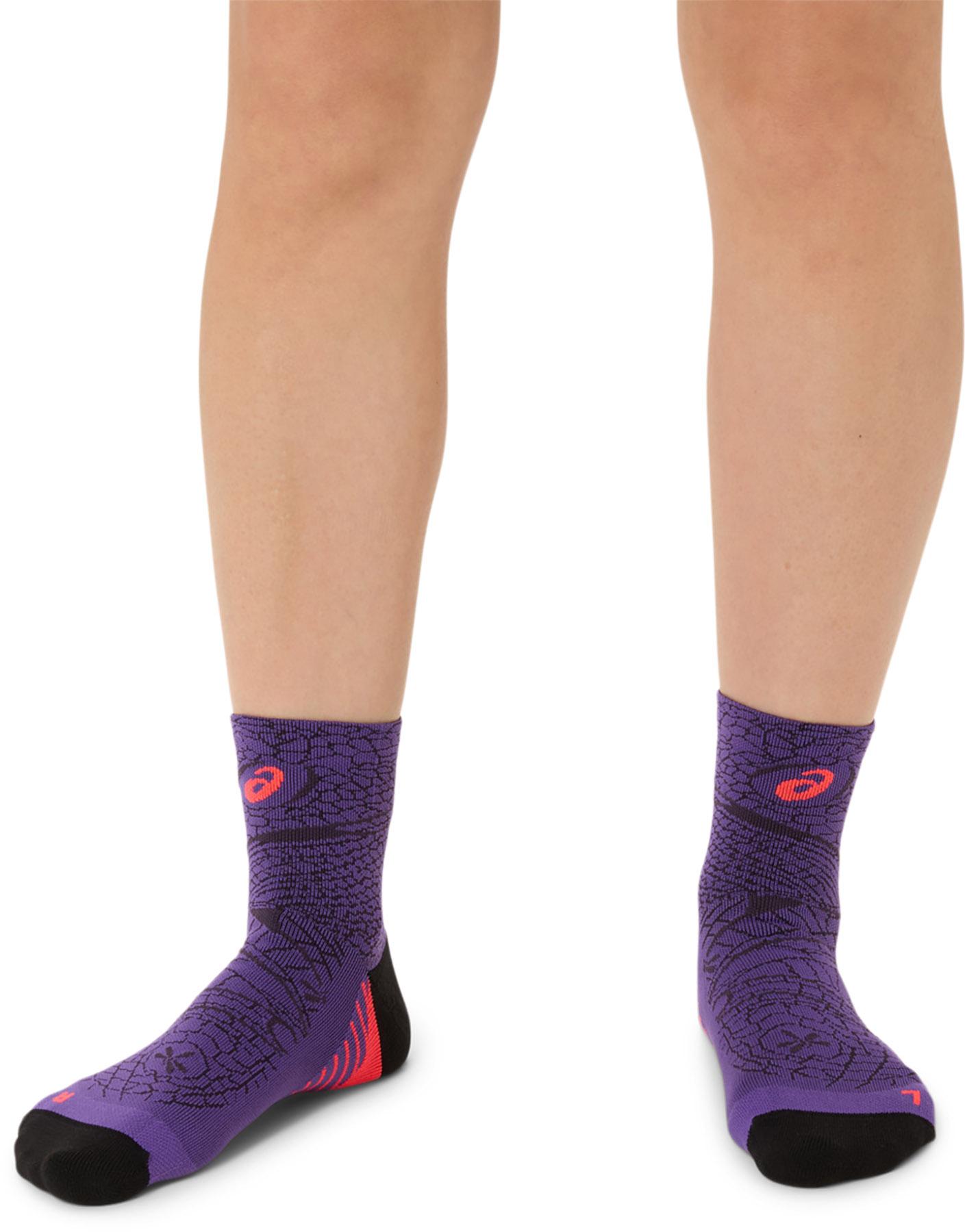 Product gallery image number 4 for product Performance Run Quarter Socks - Unisex