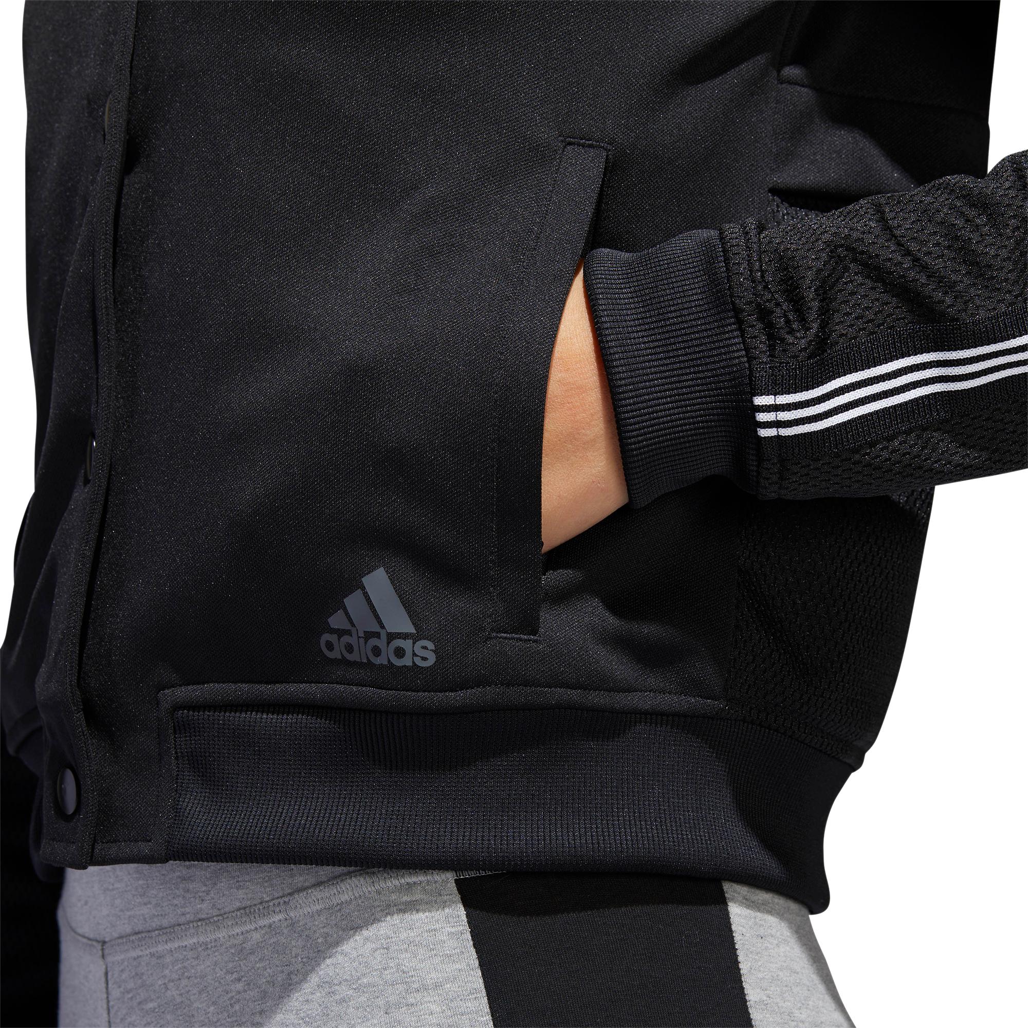 Numéro de l'image de la galerie de produits 6 pour le produit Manteau Snap Femme