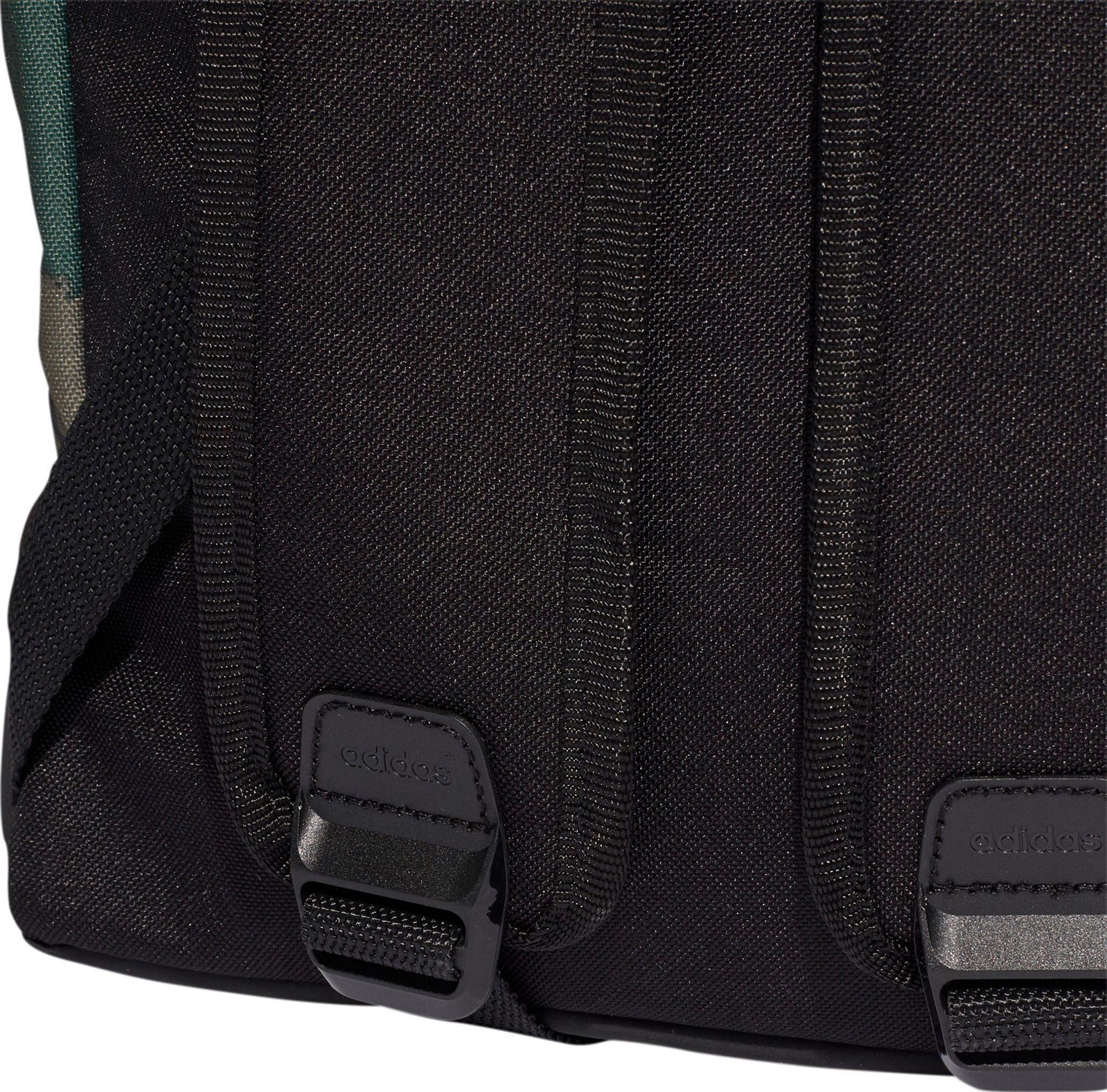 Product gallery image number 2 for product Classic Camouflage Backpack - Unisex