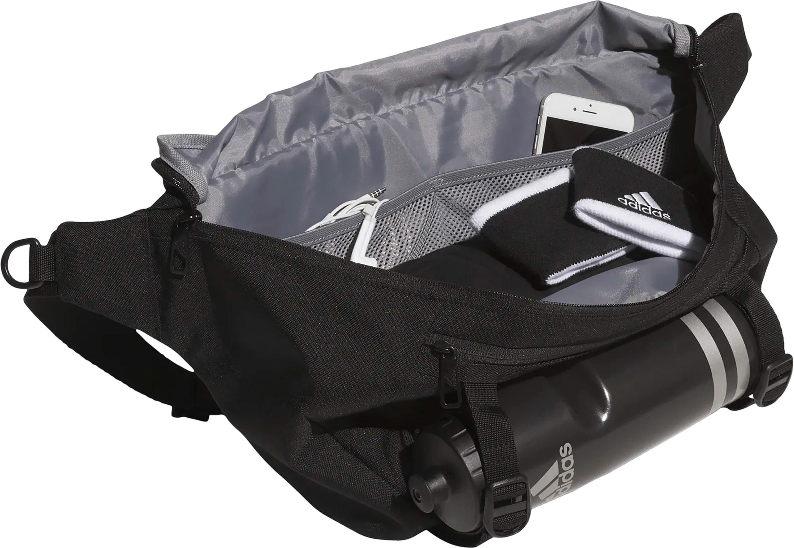 Product gallery image number 5 for product Essentials Crossbody Bag 10.75L