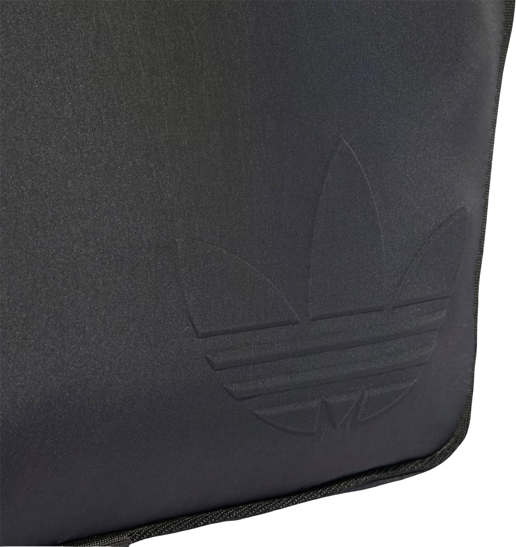Product gallery image number 5 for product Bowling Crossbody Bag 15L