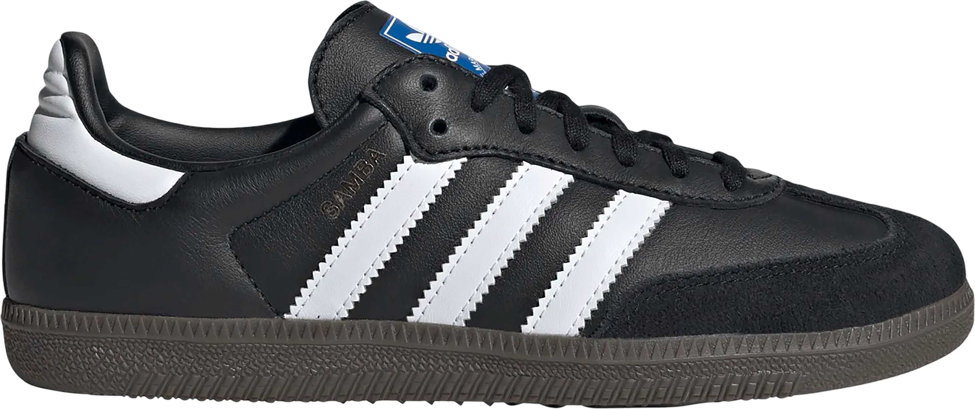 Core Black - Ftwr White - Gum5