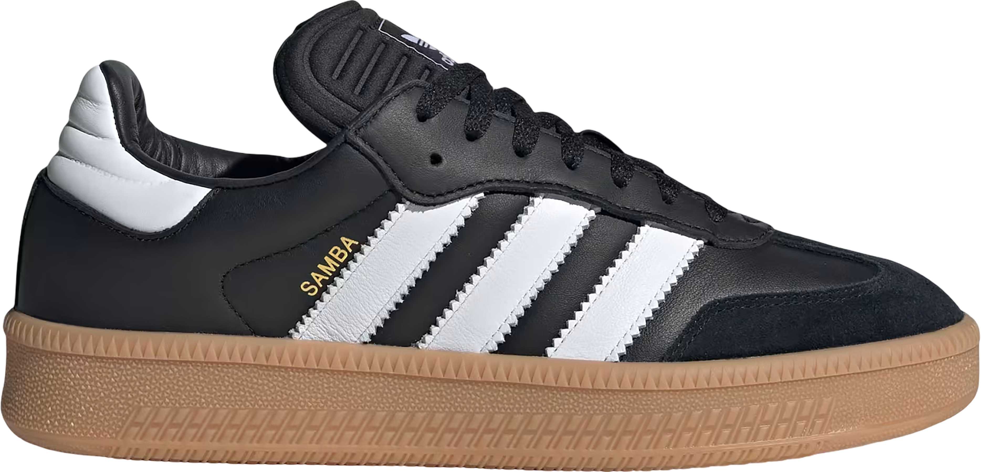 Core Black - Footwear White - Gum 3