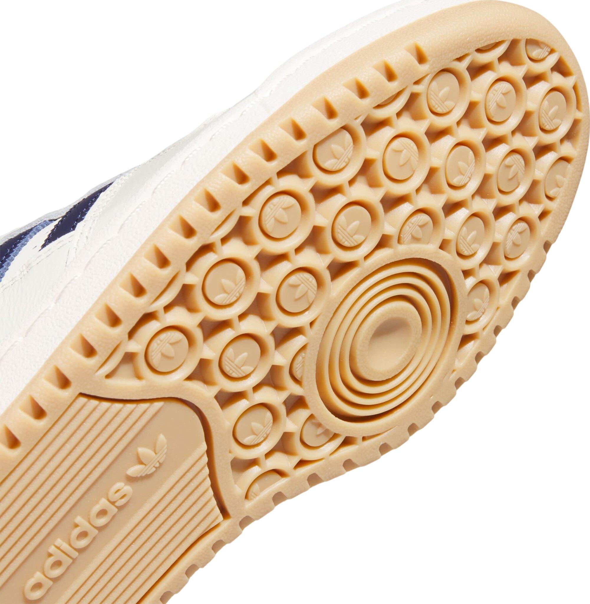 Numéro de l'image de la galerie de produits 2 pour le produit Souliers Forum Low CL - Homme