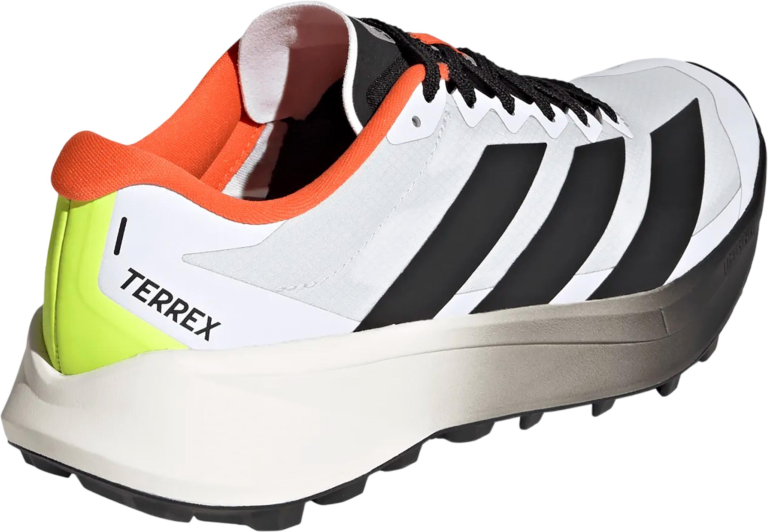 Product gallery image number 2 for product Souliers de course sur sentier Terrex Agravic 4 - Homme