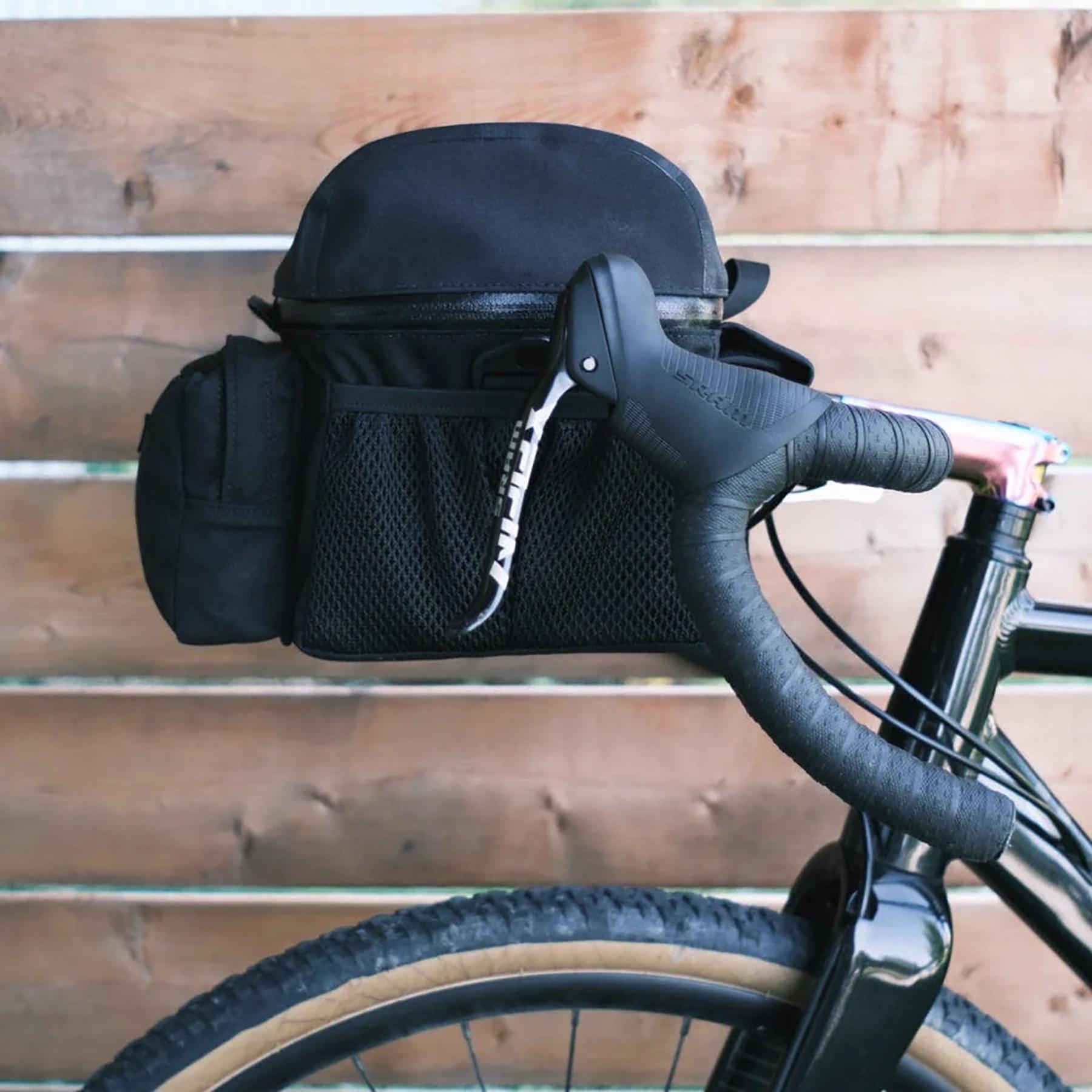 Product gallery image number 6 for product Classic Touring Handlebar Bag 9L