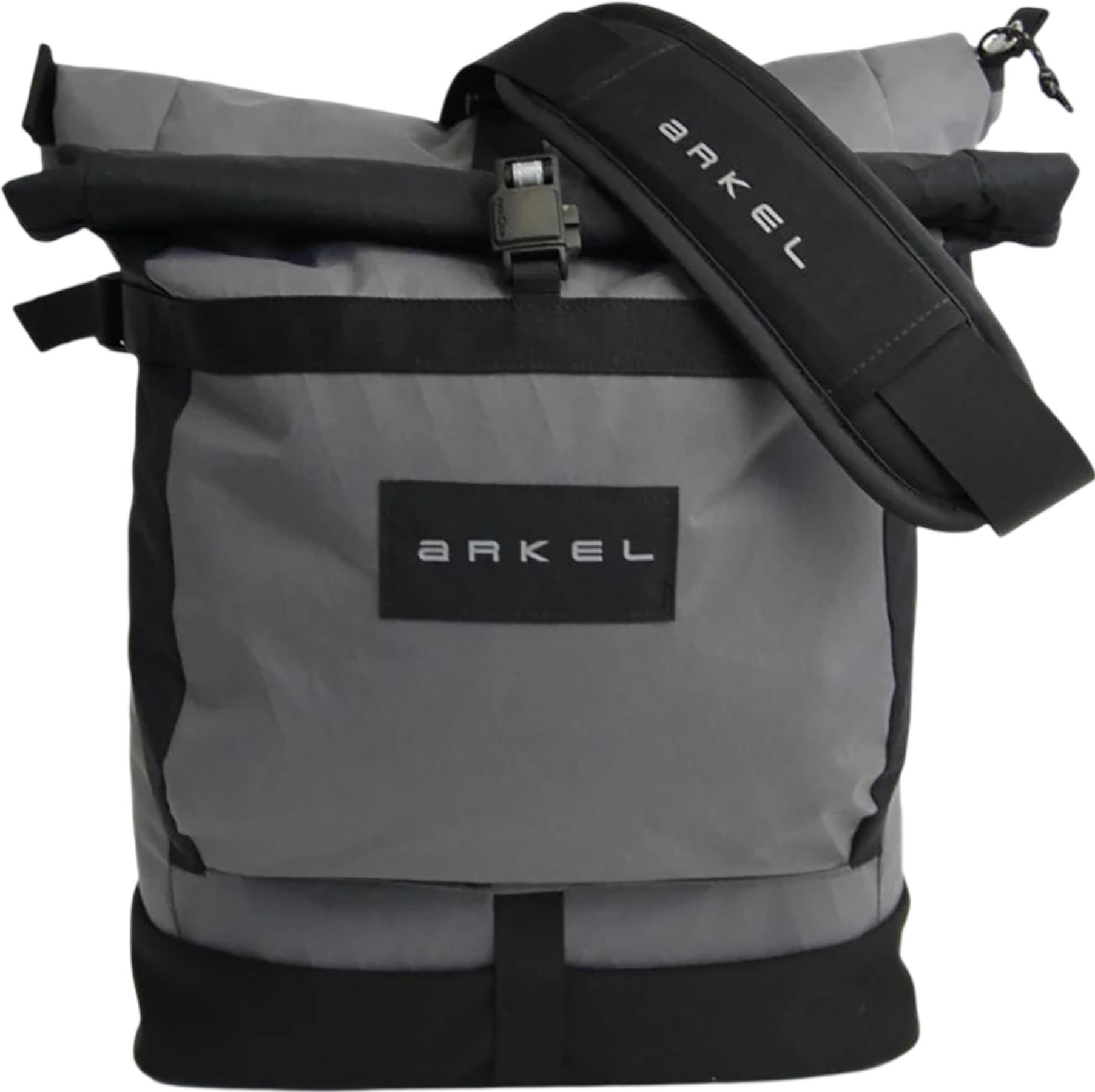 Numéro de l'image de la galerie de produits 5 pour le produit Sacoche de vélo urbain étanche Metropolitan EXP Limited Edition 25L