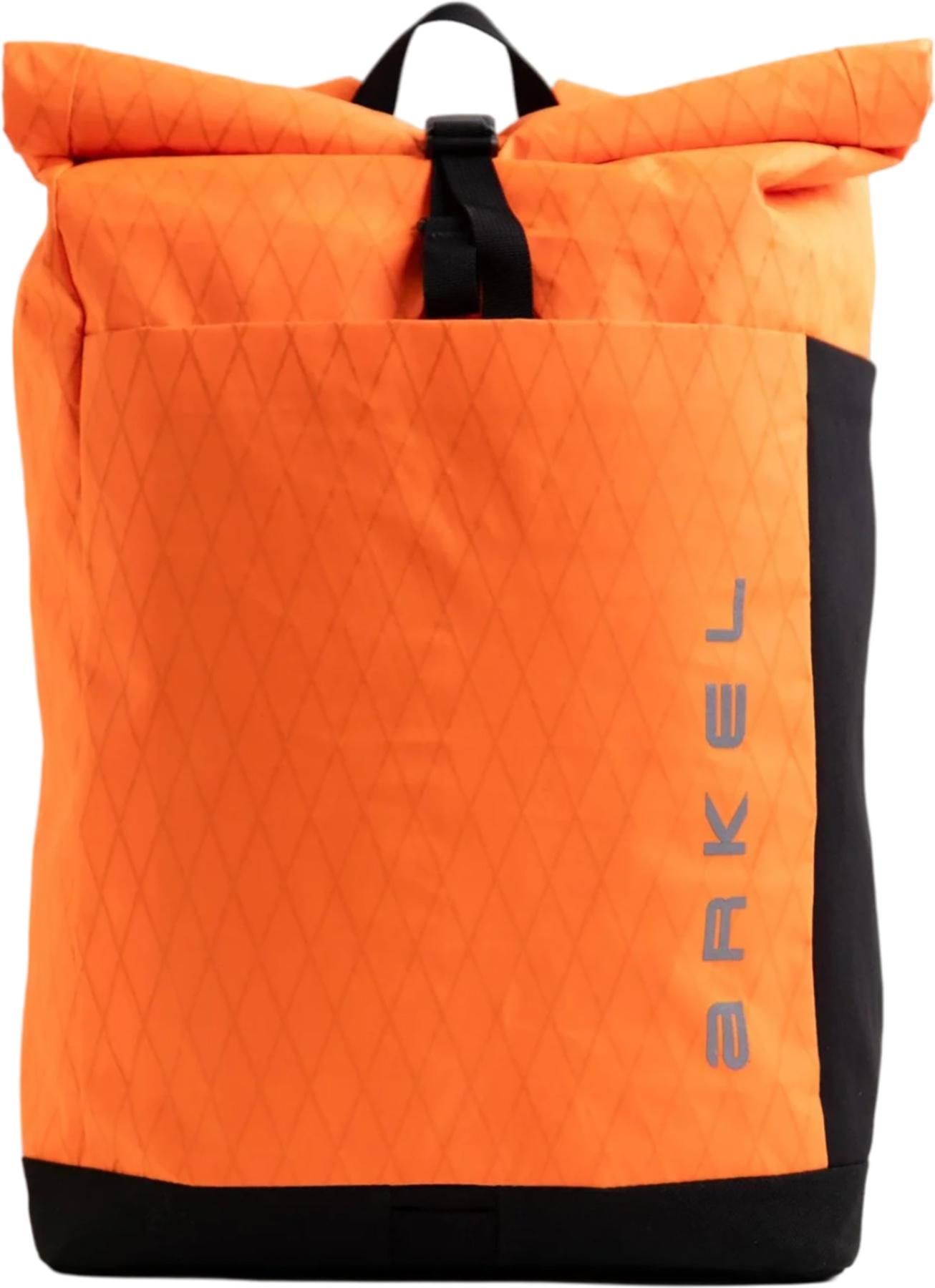 Numéro de l'image de la galerie de produits 3 pour le produit Sac à dos à fermeture enroulable Signature D 26L