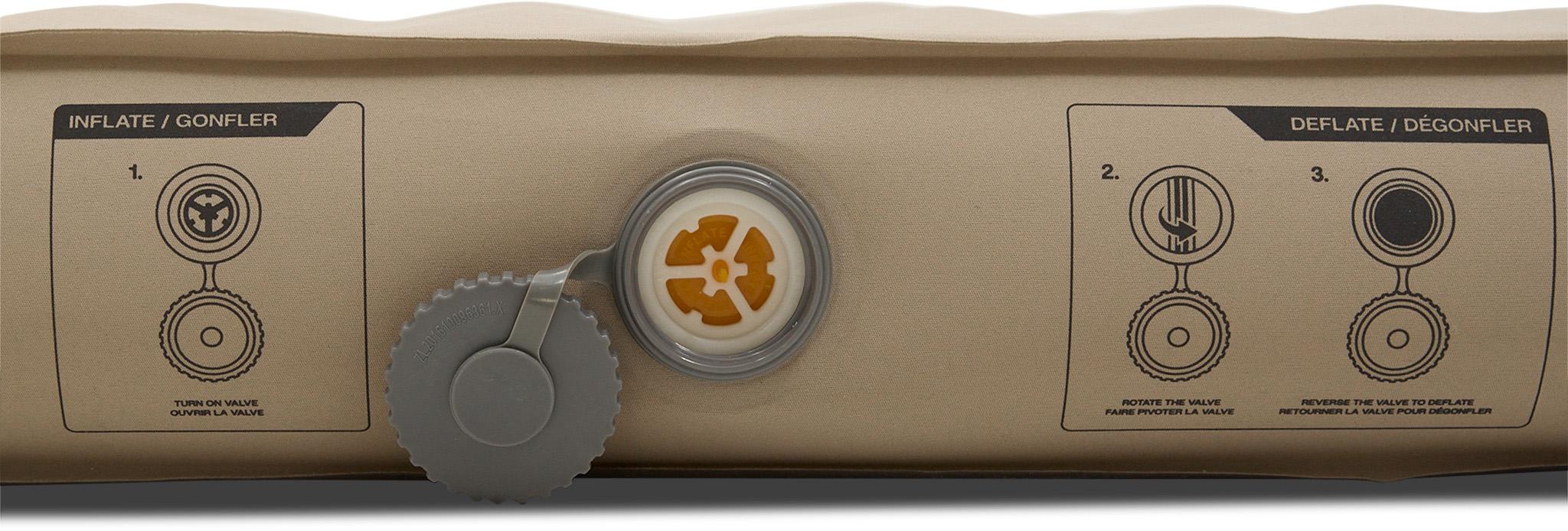 Product gallery image number 4 for product Self-inflating 10cm Single Wide Sleeping Mat