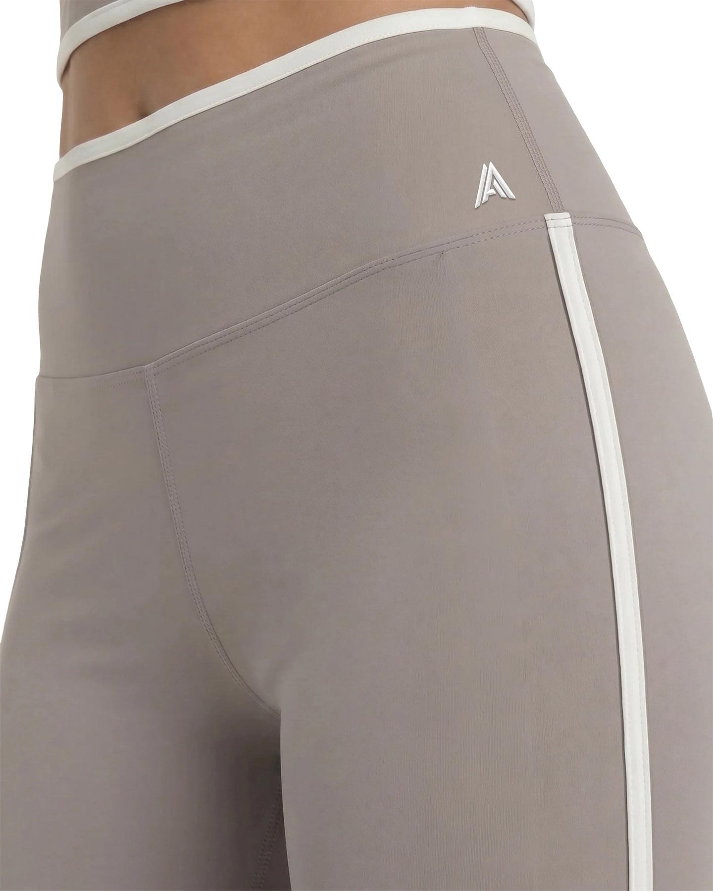 Product gallery image number 2 for product Valoria Flare Leggings - Women's 