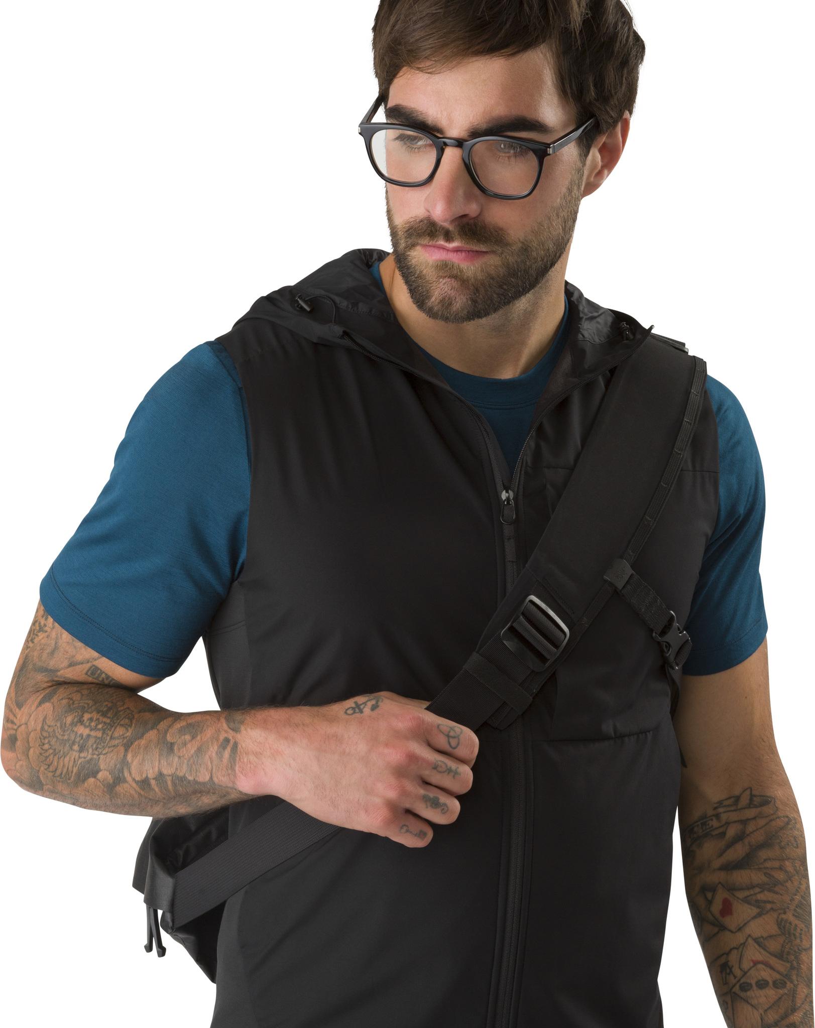 Product gallery image number 3 for product Granville 16 Courier Bag