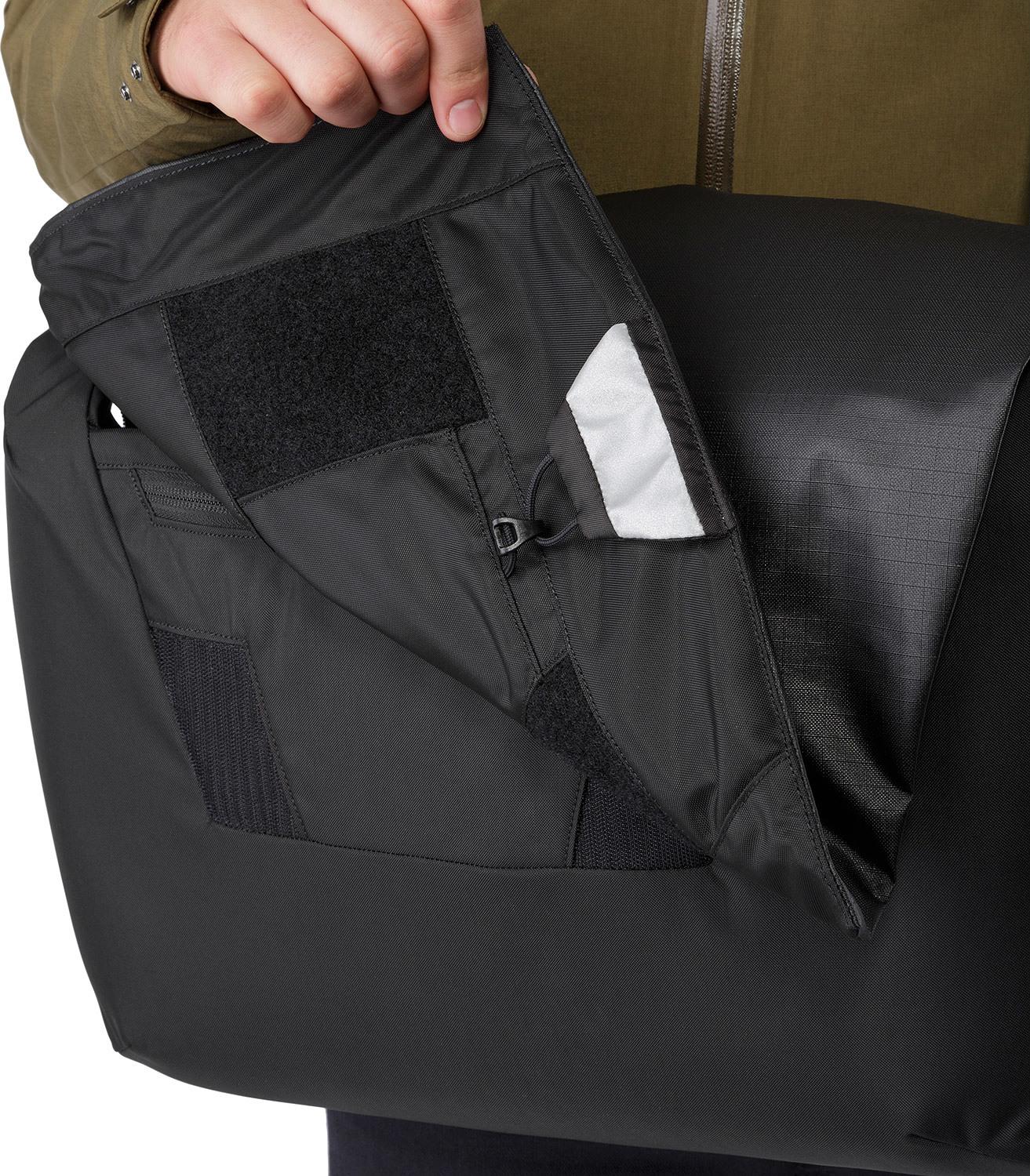 Product gallery image number 8 for product Fyx 13 Messenger Bag - Unisex