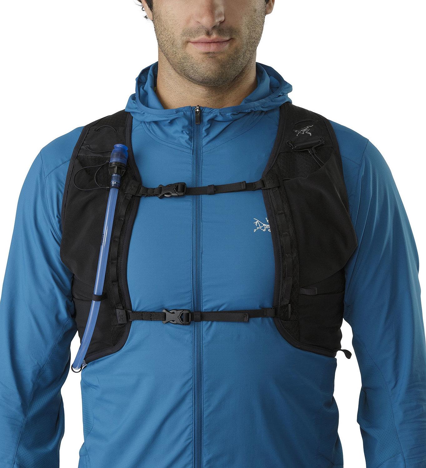 Product gallery image number 13 for product Norvan 7 Hydration Vest - Unisex