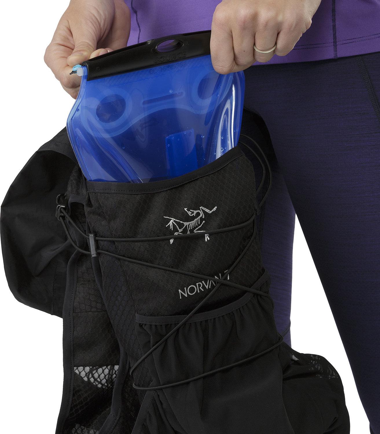 Product gallery image number 12 for product Norvan 7 Hydration Vest - Unisex