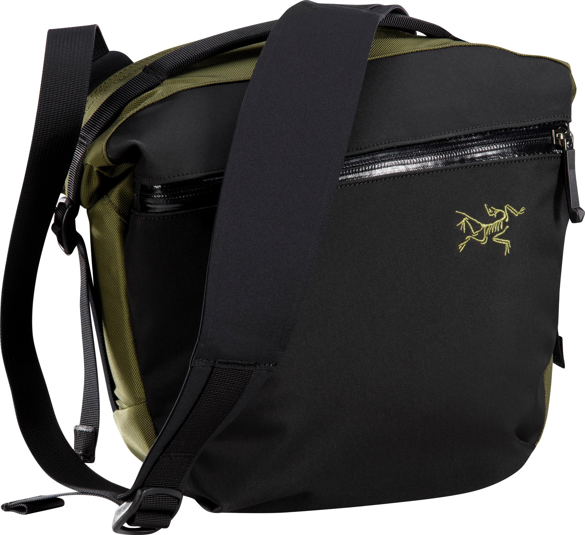 Product gallery image number 1 for product Arro 8 Shoulder Bag