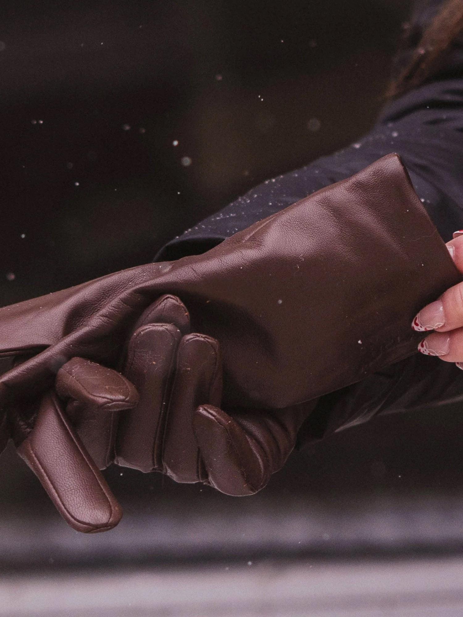 Product gallery image number 3 for product Sofia Gloves - Women's