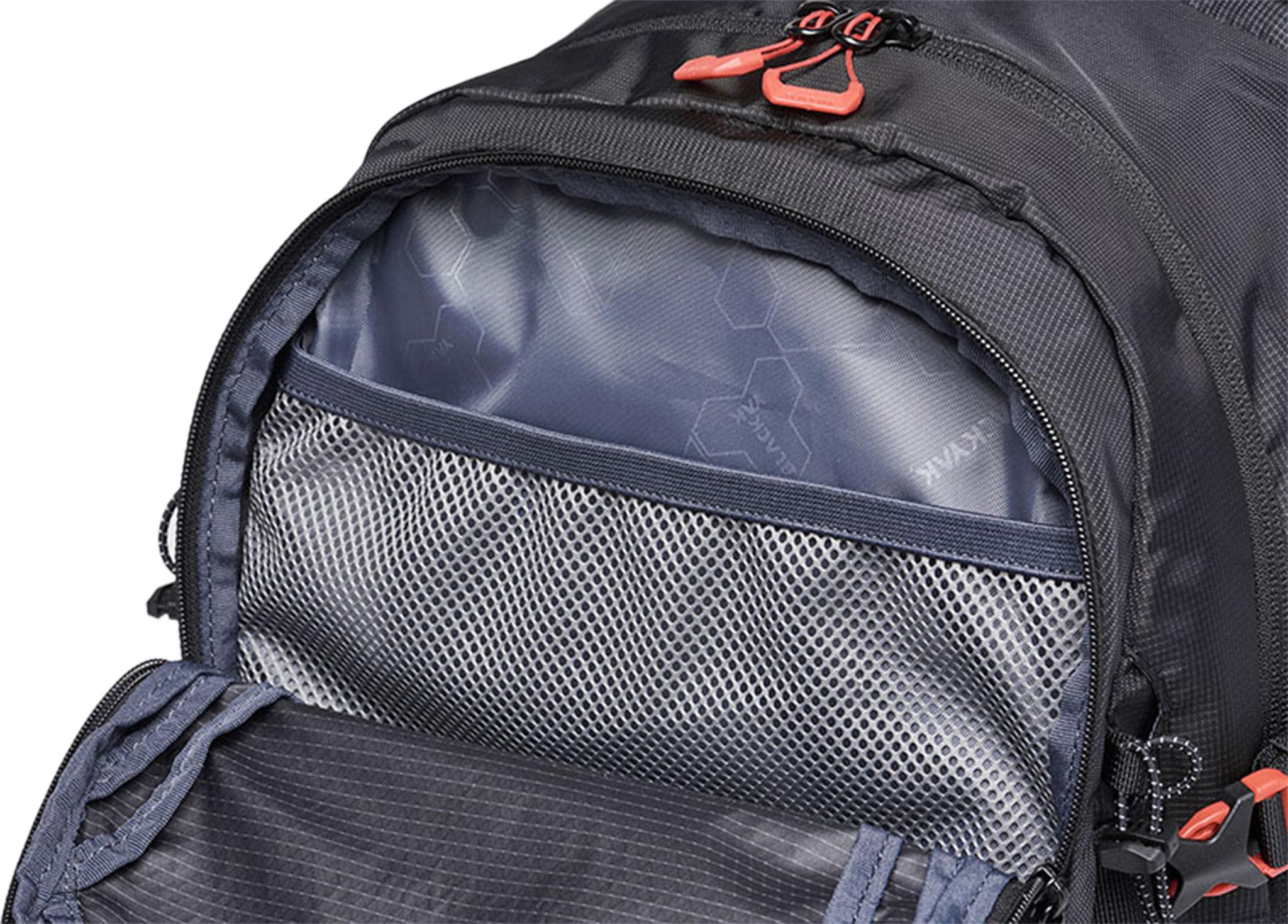 Product gallery image number 6 for product Modelo Day Backpack 28L