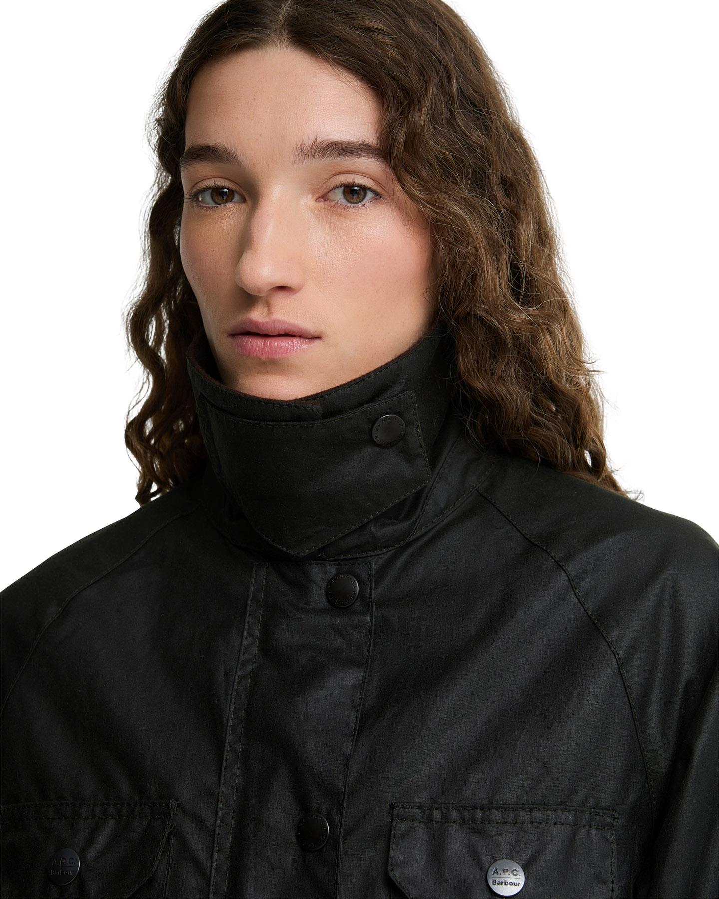 Numéro de l'image de la galerie de produits 5 pour le produit Manteau ciré Spey Barbour x A.P.C. - Femme