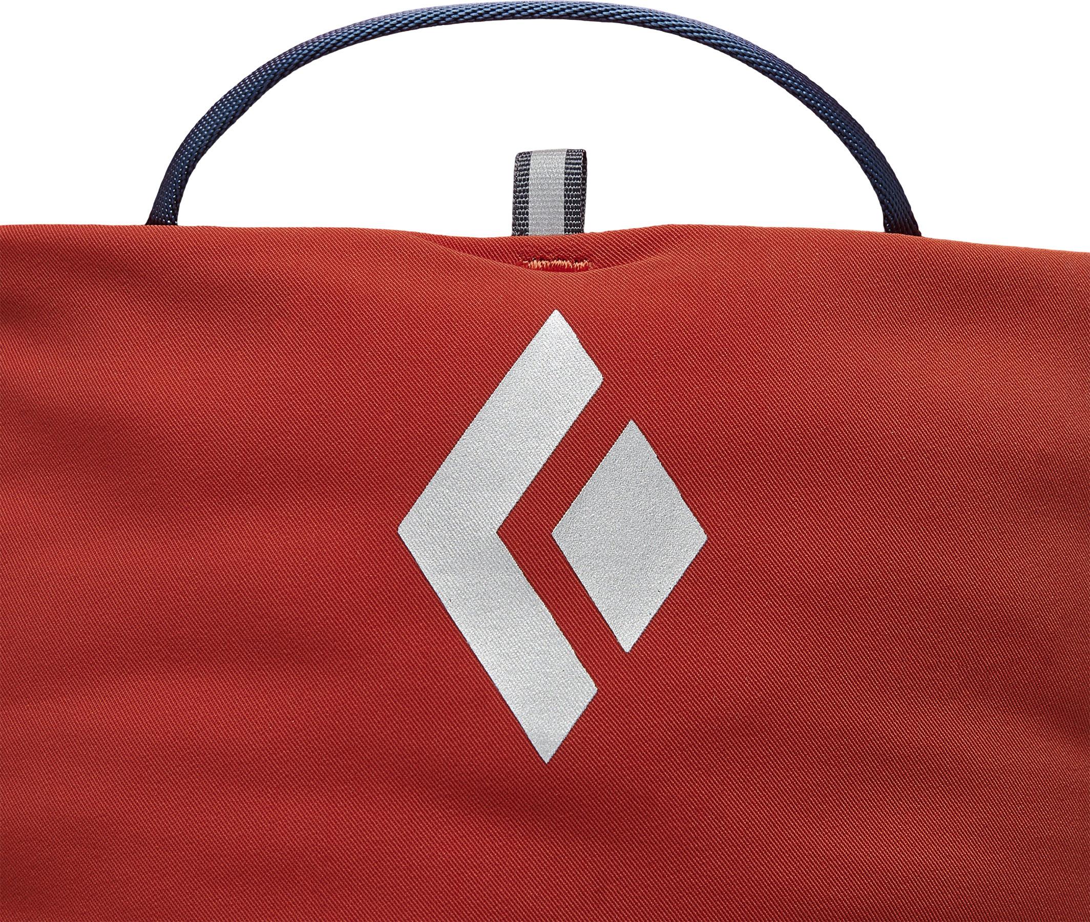 Product gallery image number 3 for product Pursuit Backpack 15L