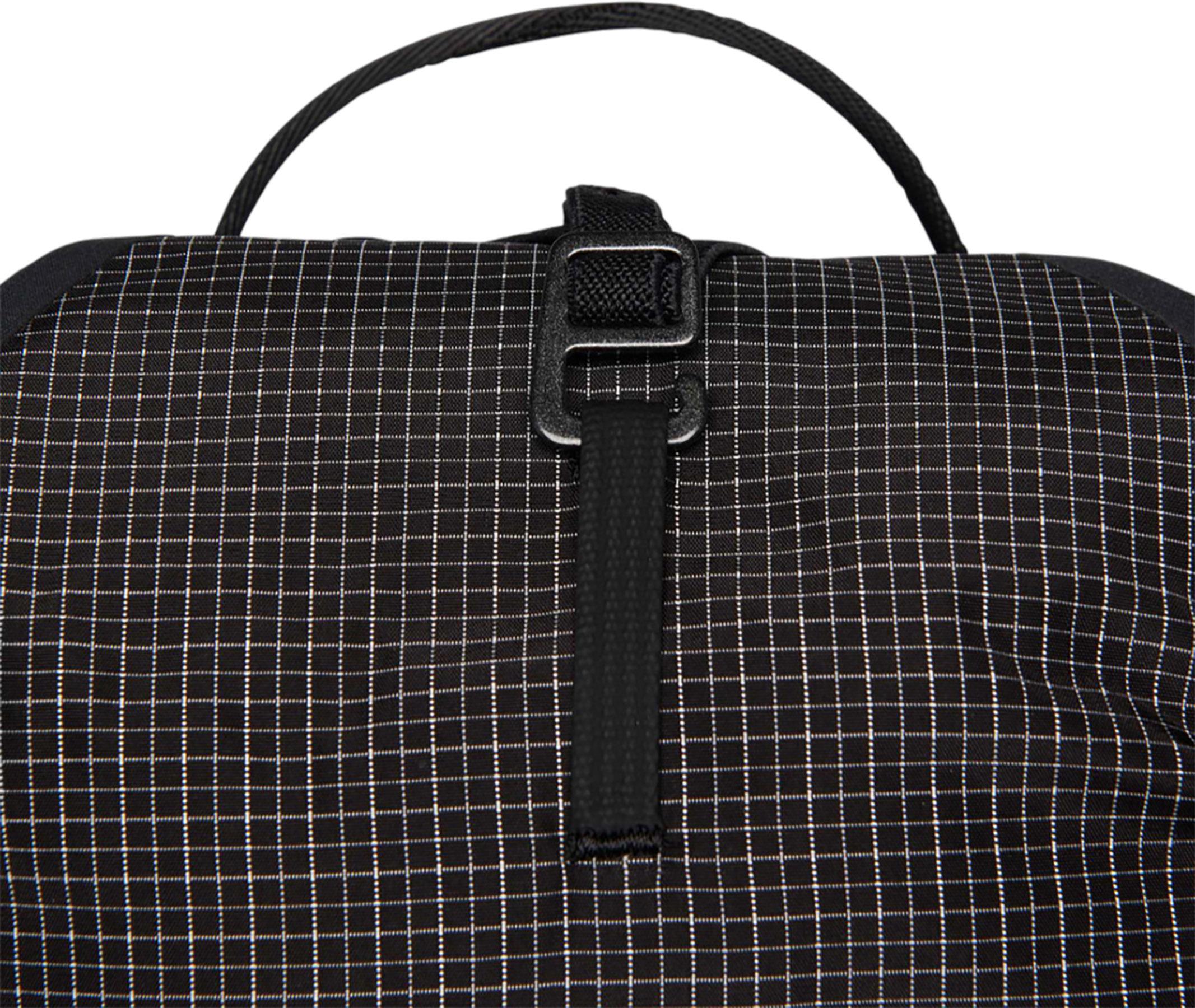 Product gallery image number 6 for product Distance Backpack 8L